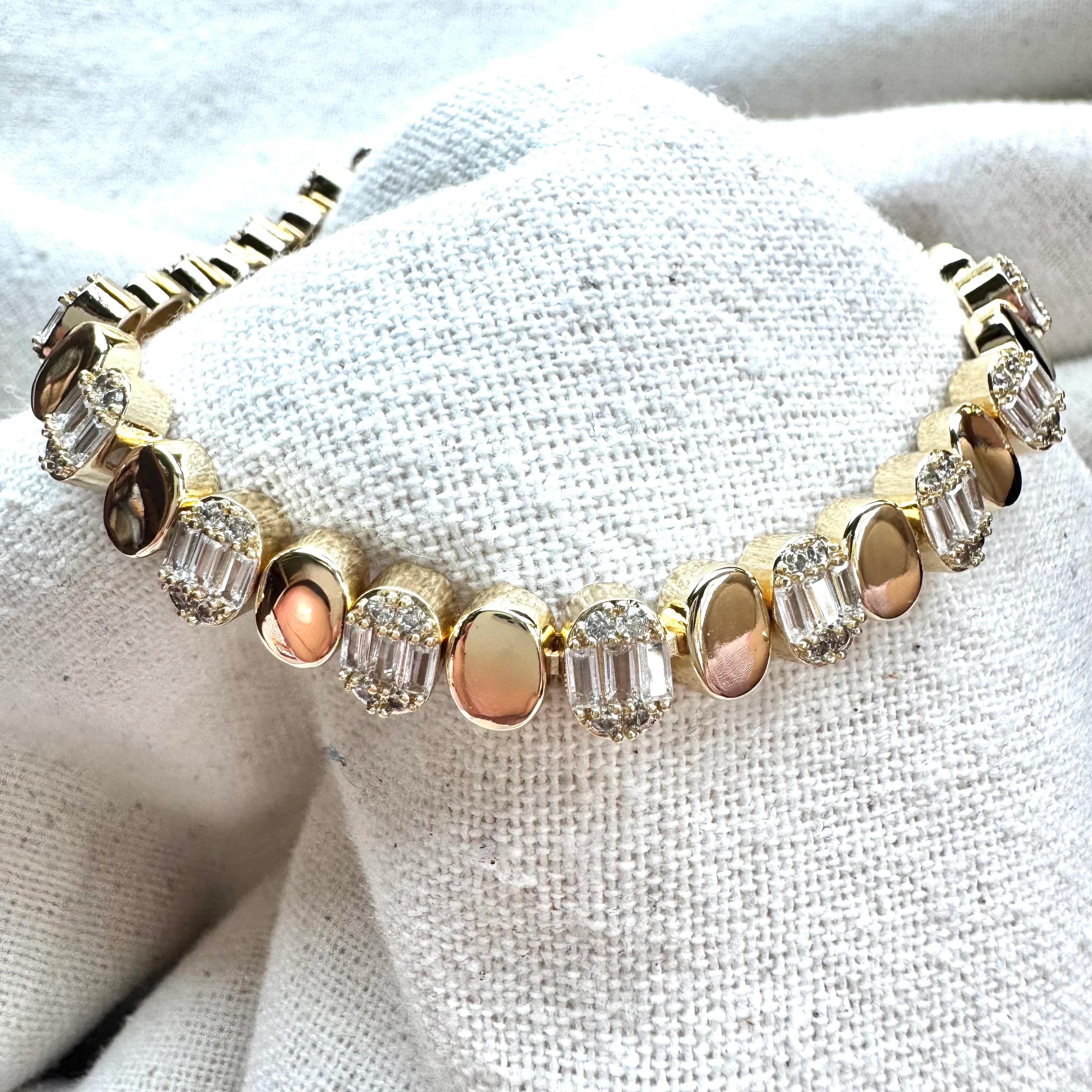 Baget Taşlı Nokta Bileklik