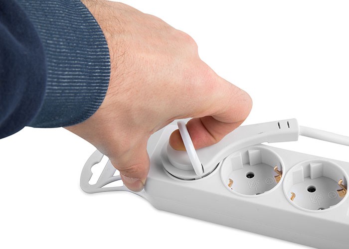 S-Link SPG-F03 306 Joule Anahtarlı 3'lü 1.5 M Akım Korumalı Priz