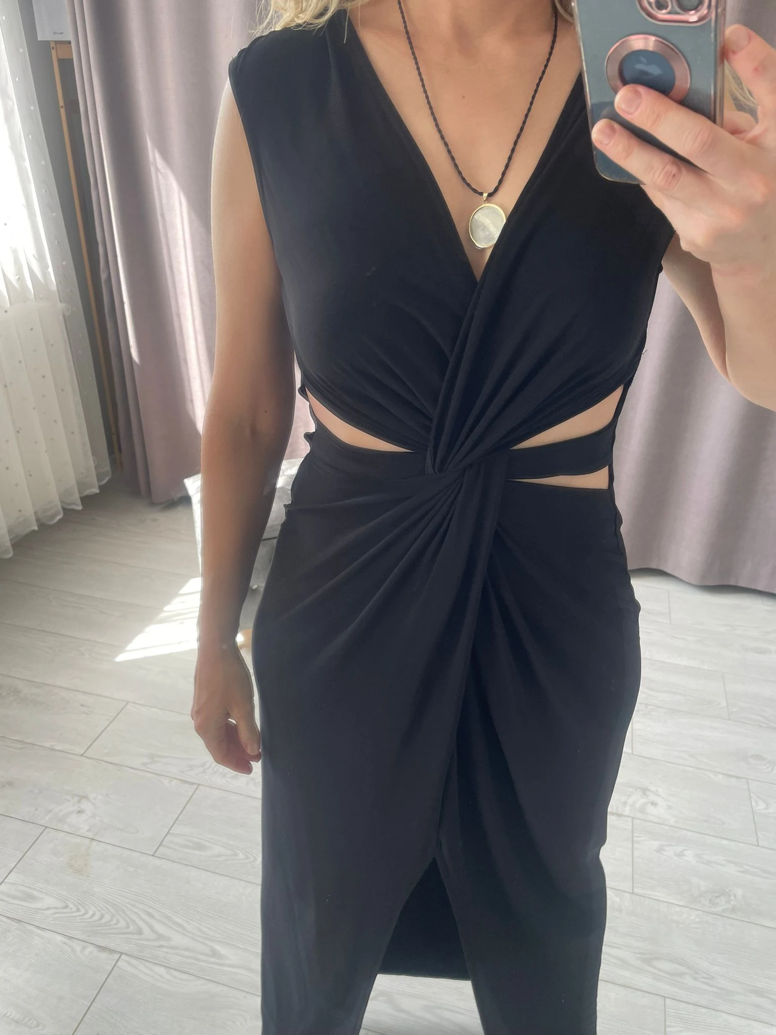 Pencere Detay Drapeli Elbise