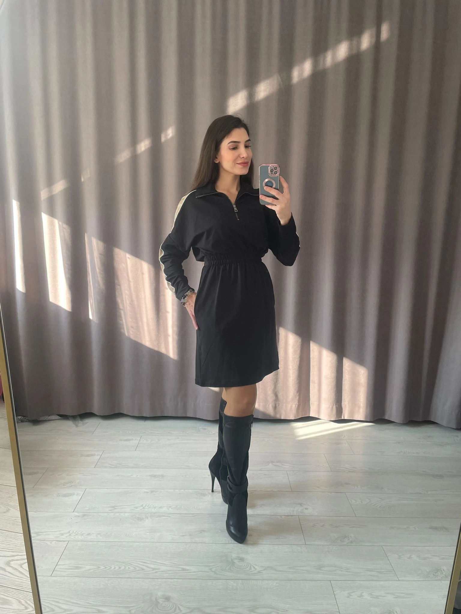 Polo Yaka Deri Detay Mini Elbise