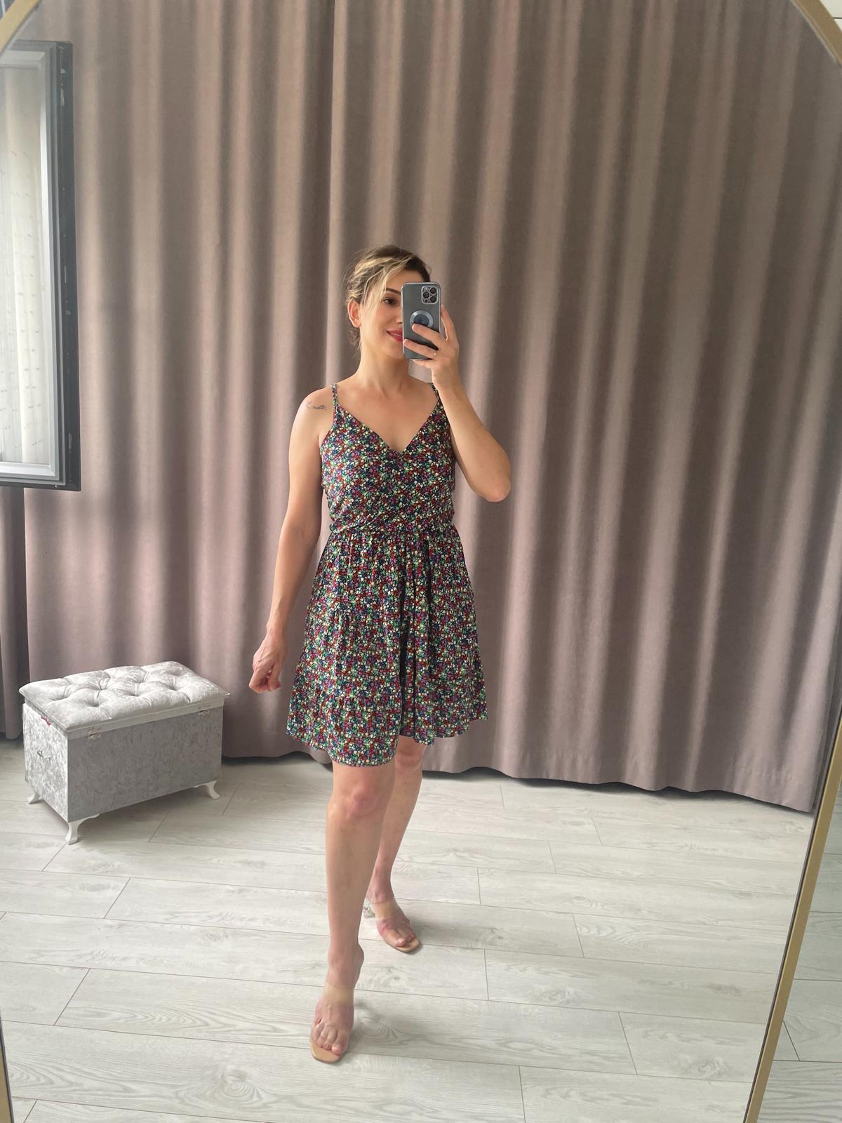 Çiçek Desen Askılı Elbise