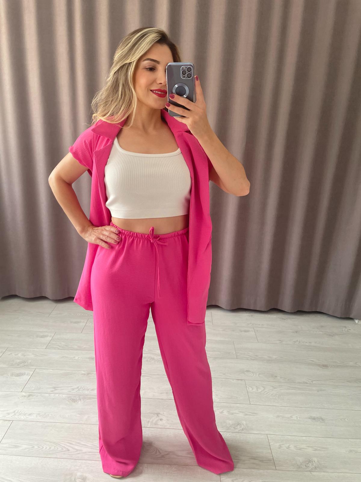 Fuşya Yelekli Takım