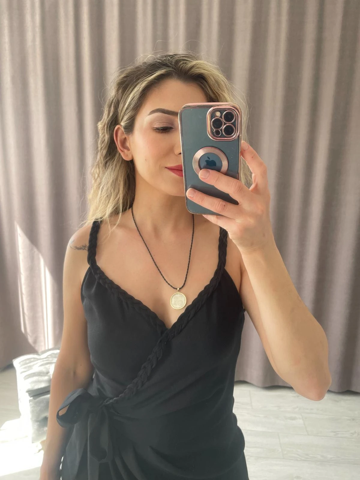 Örgü Askı Kumaş Elbise