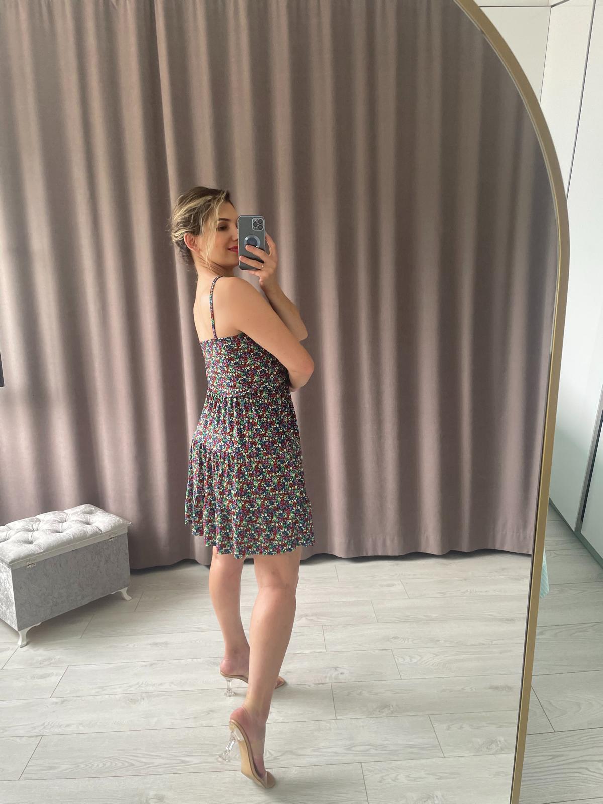 Çiçek Desen Askılı Elbise