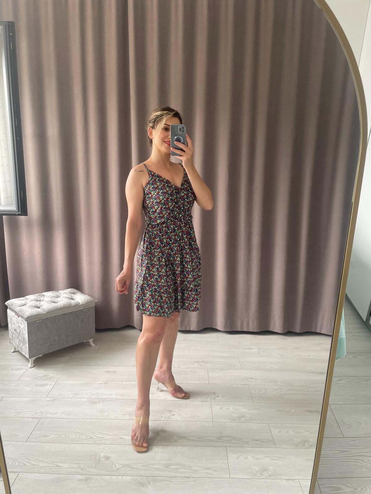 Çiçek Desen Askılı Elbise