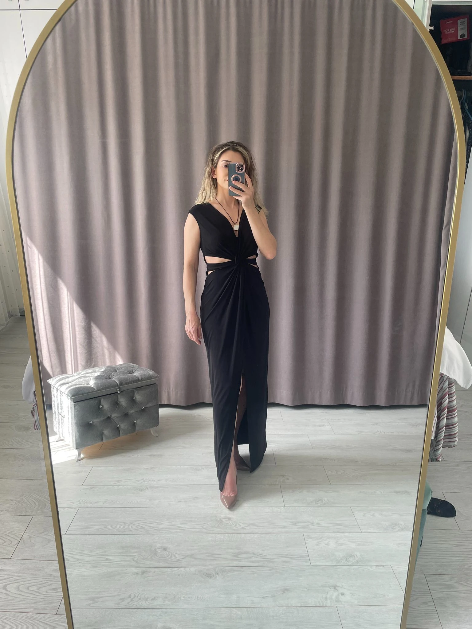 Pencere Detay Drapeli Elbise