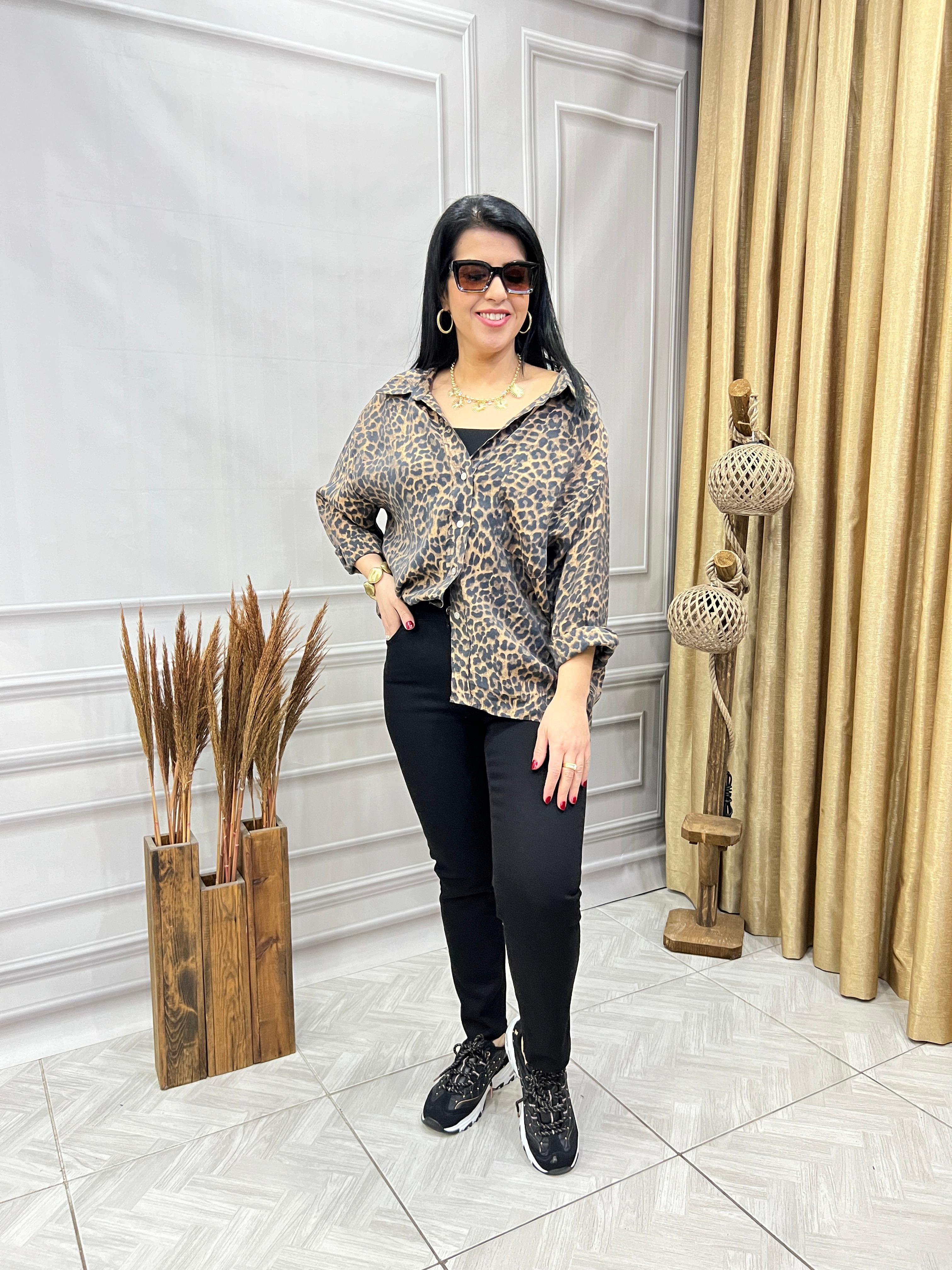 OVER SIZE KALIP LEOPAR DESEN LUX KALİTE GÖMLEK