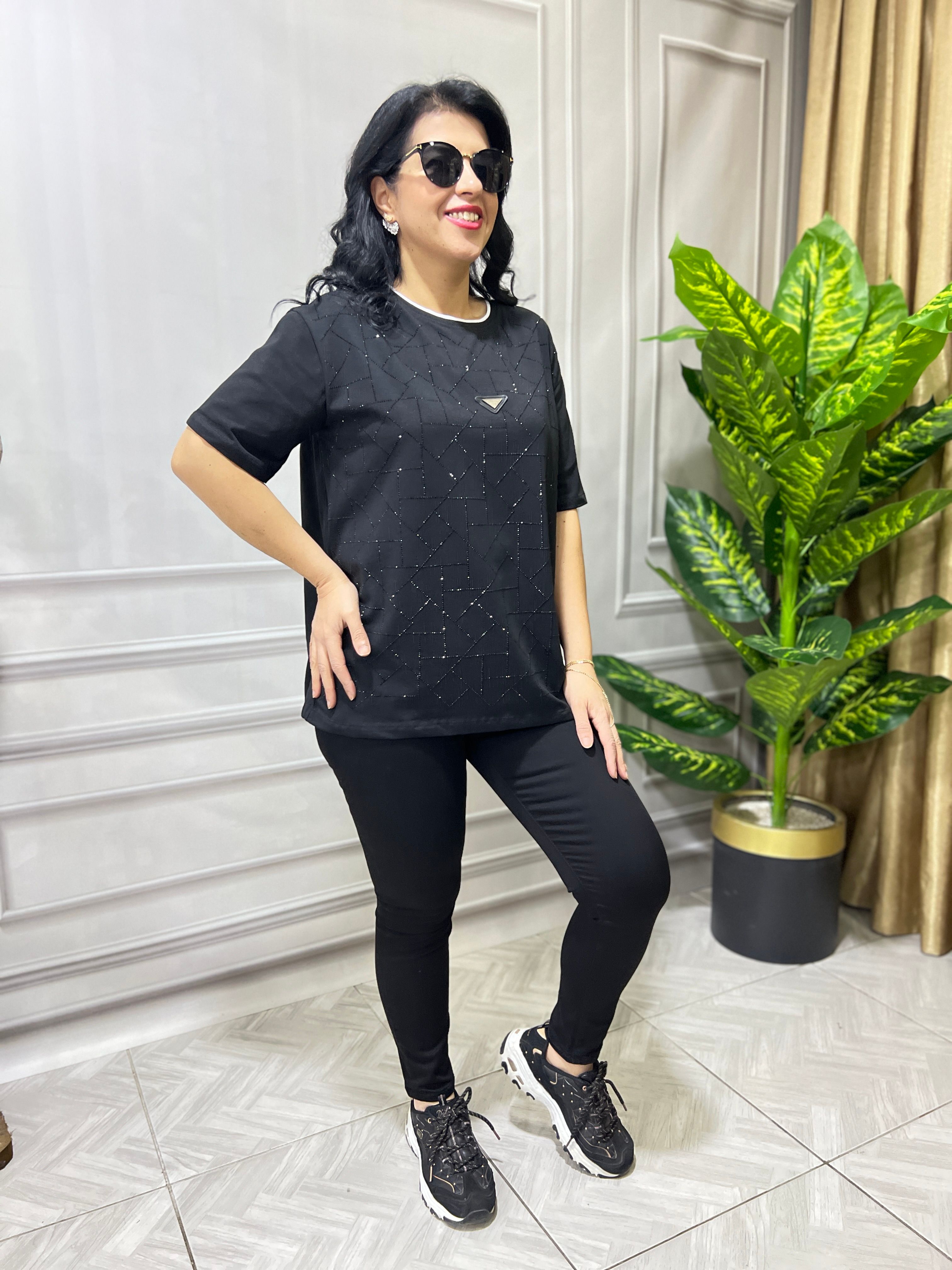 MODAL KUMAŞ LUX KALİTE ASİMETRİK SERPME TAŞ BASKLI TASARIM BLUZ TSHIRT