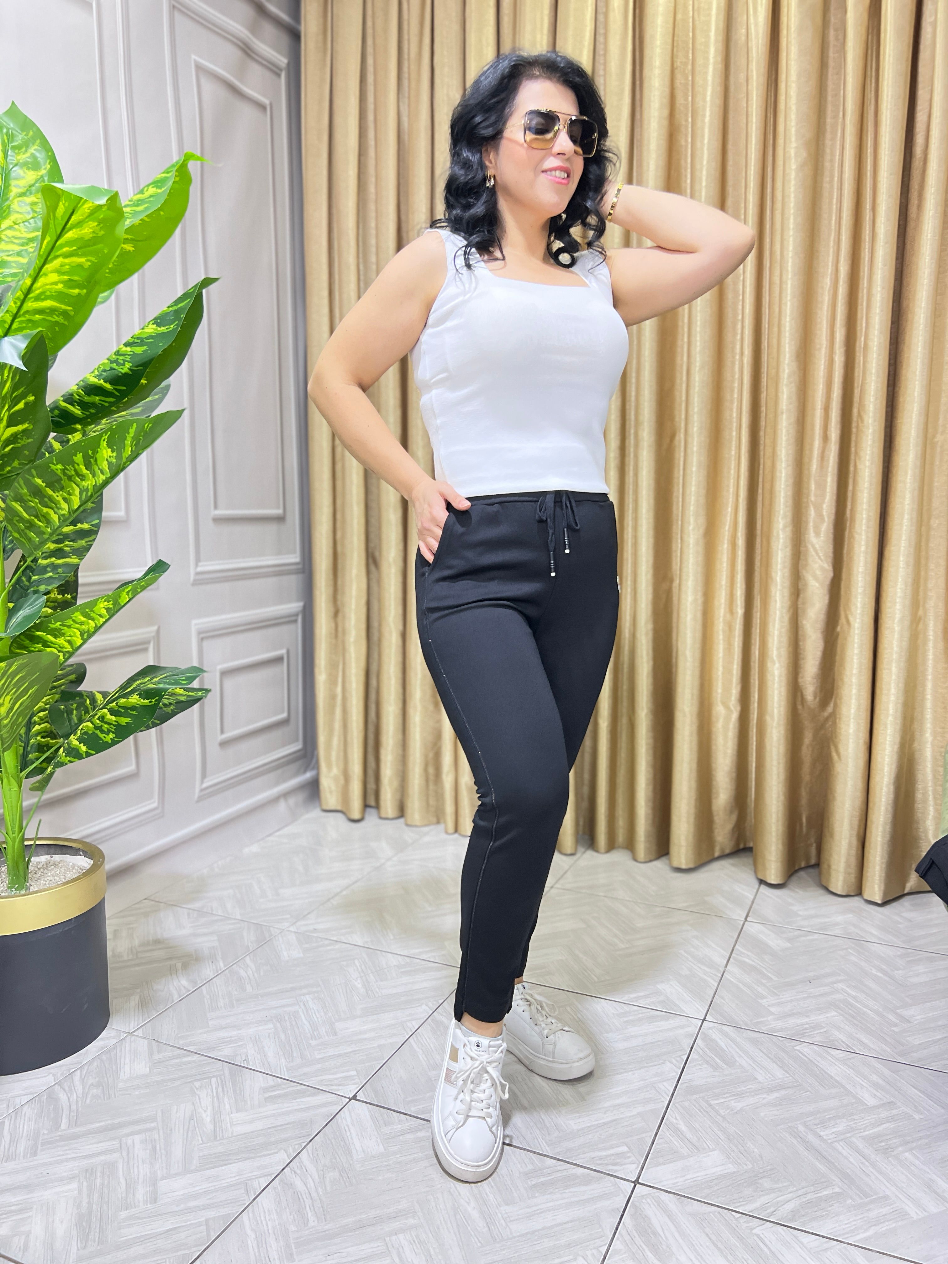 BLACK EASE PANTOLON
