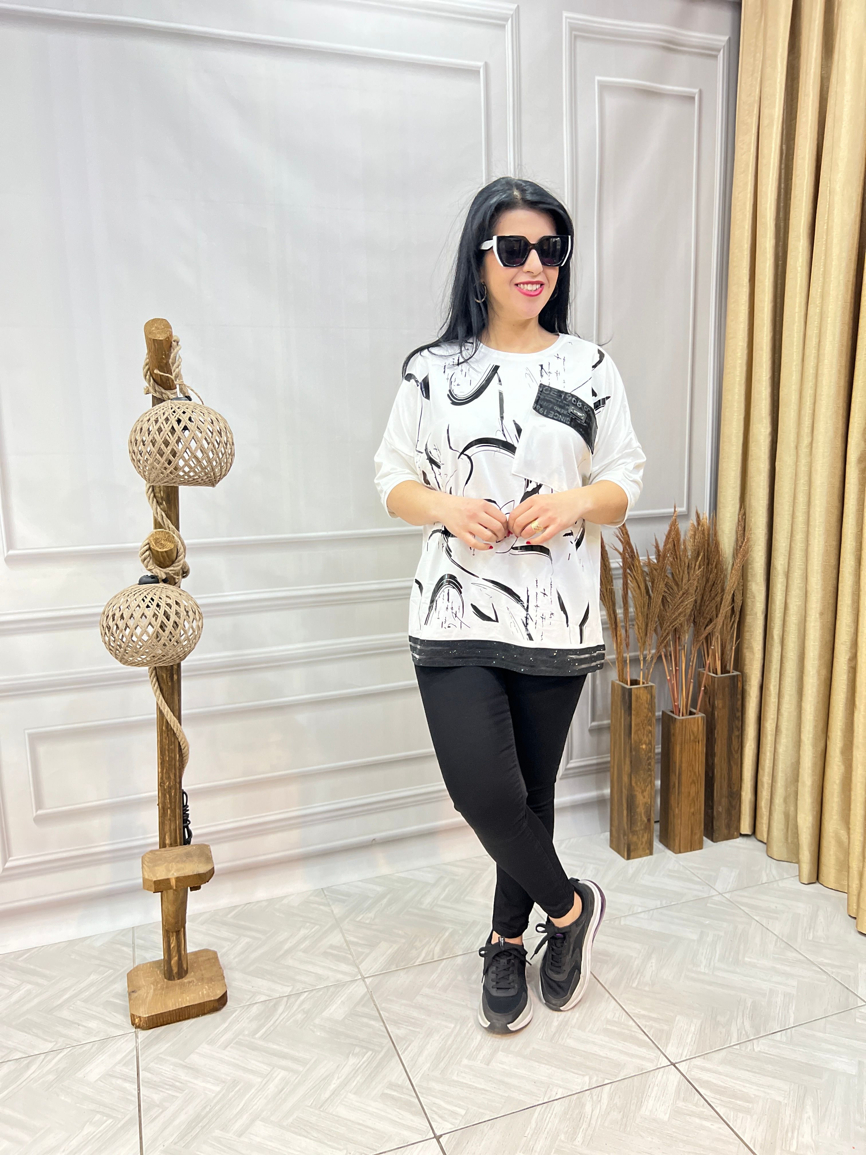 MODAL KUMAŞ LUX KALİTE ASİMETRİK VARAK DESENLİ TASARIM BLUZ TSHIRT - BEYAZ