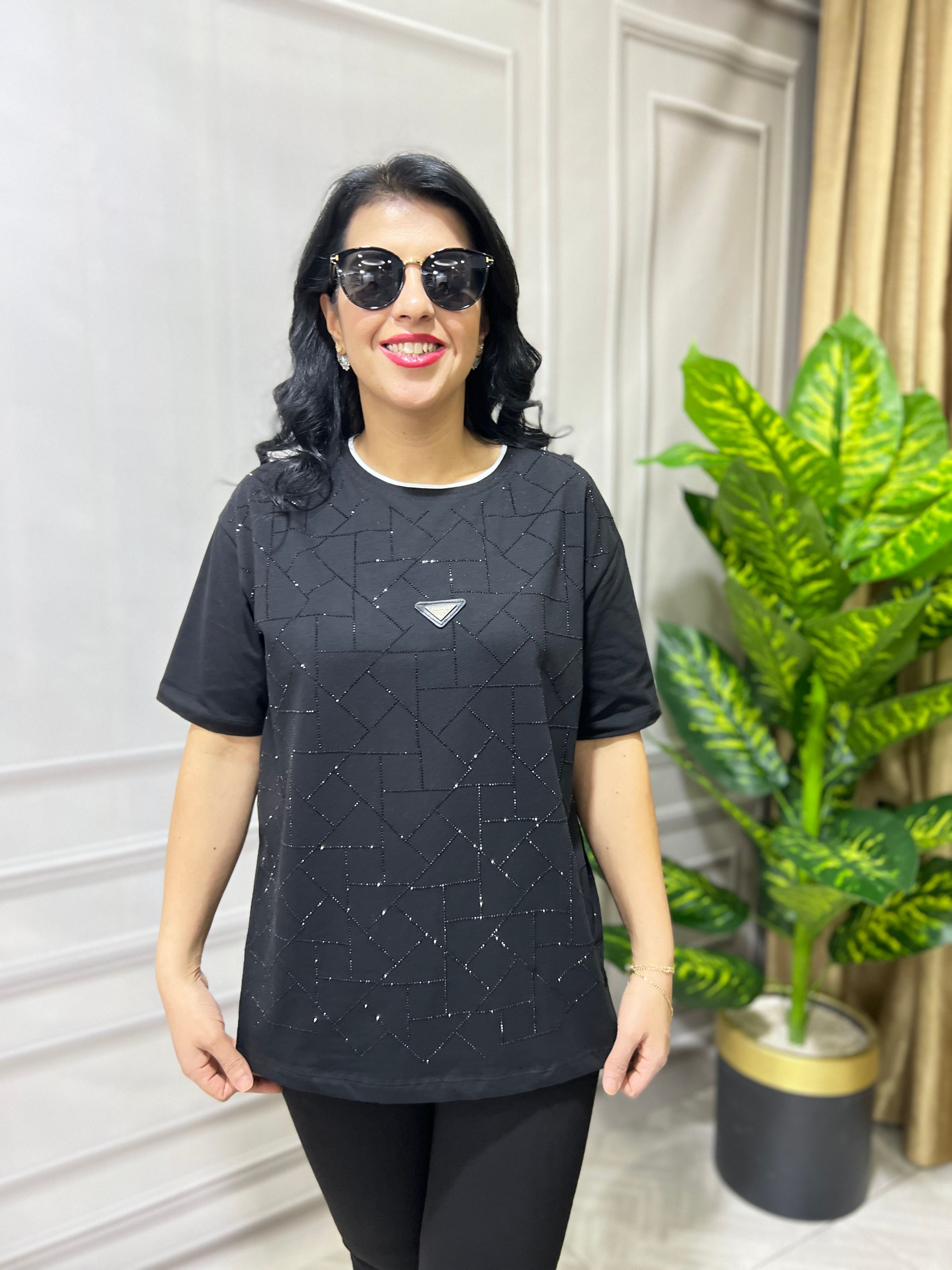 MODAL KUMAŞ LUX KALİTE ASİMETRİK SERPME TAŞ BASKLI TASARIM BLUZ TSHIRT