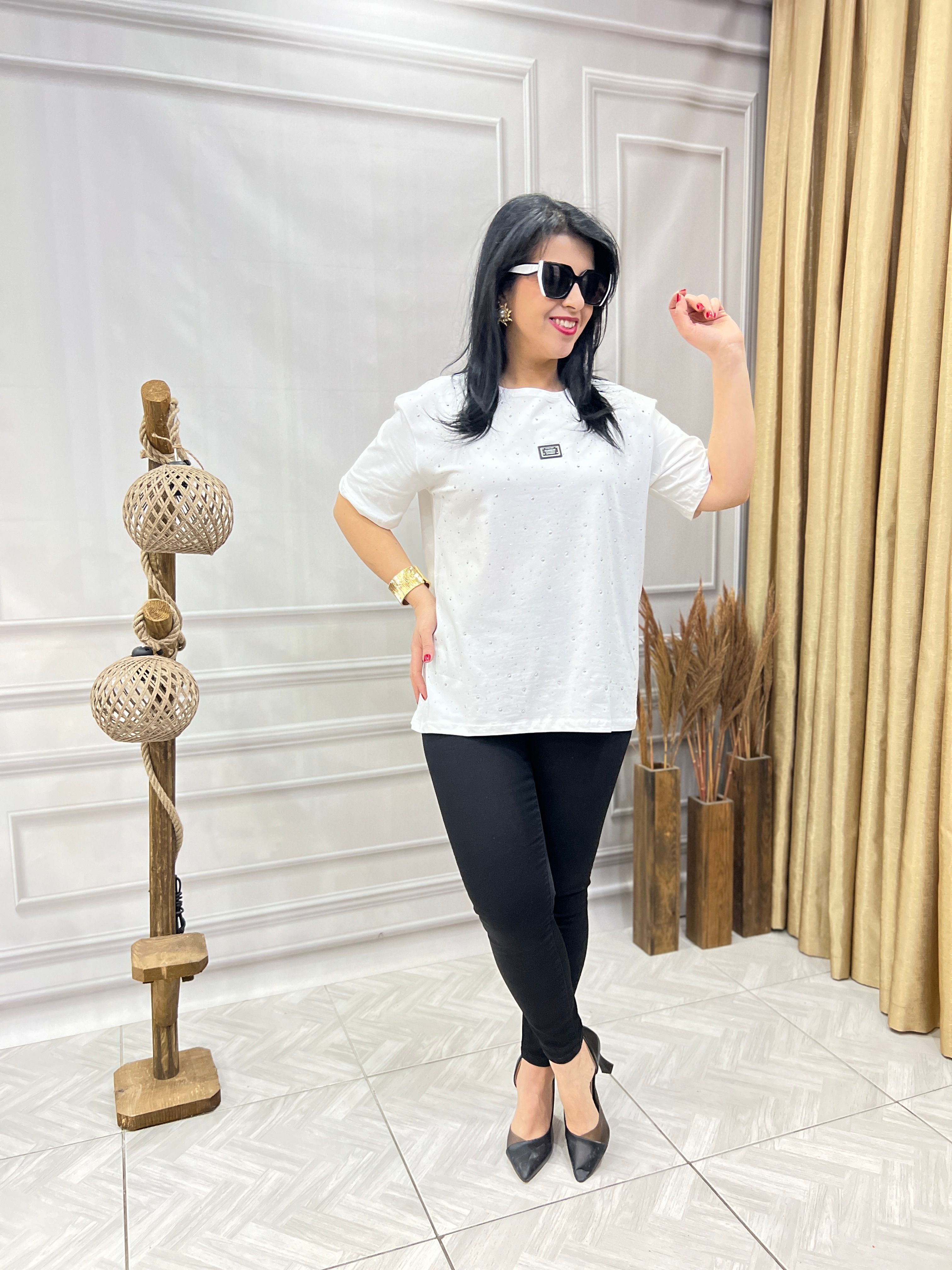 MODAL KUMAŞ LUX KALİTE SERPME TAŞ BASKLI TASARIM BLUZ TSHIRT - BEYAZ