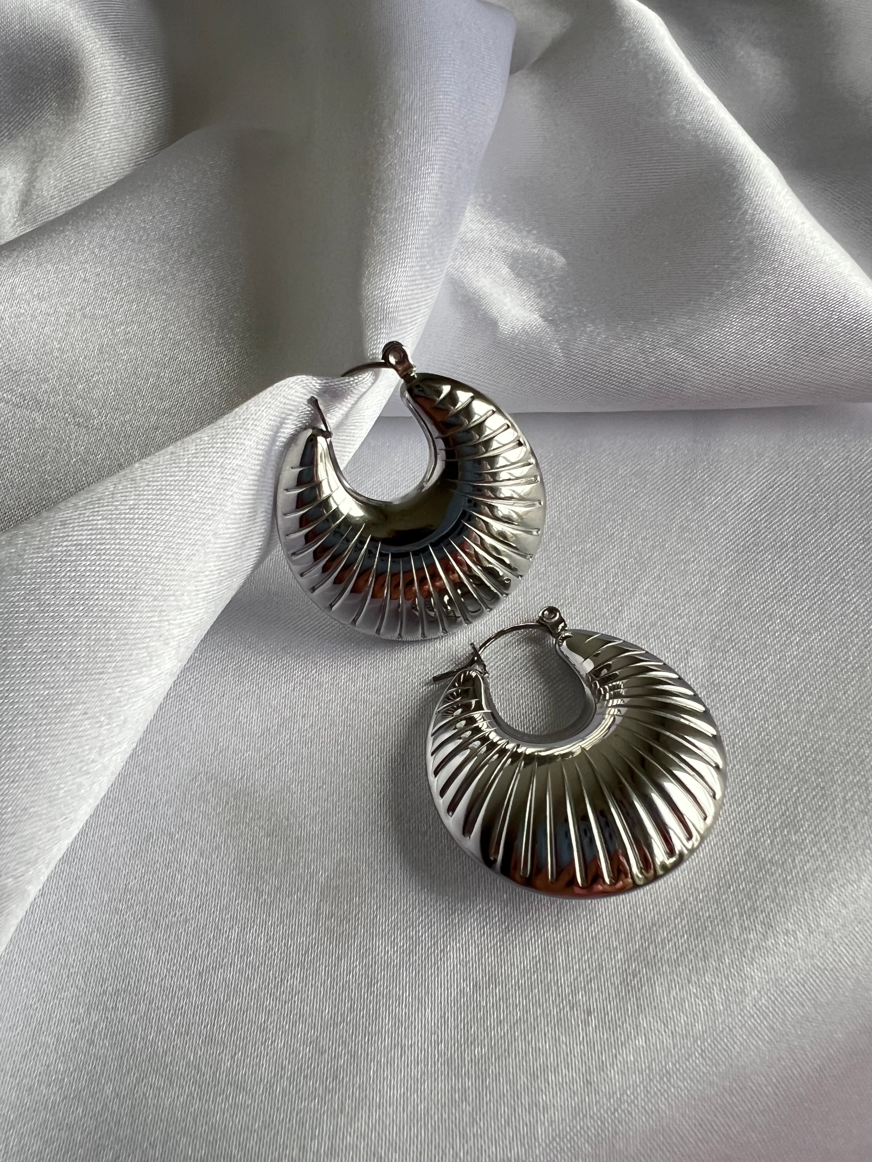 ÇELİK Ortaboy Vintage Midye Halka Küpe