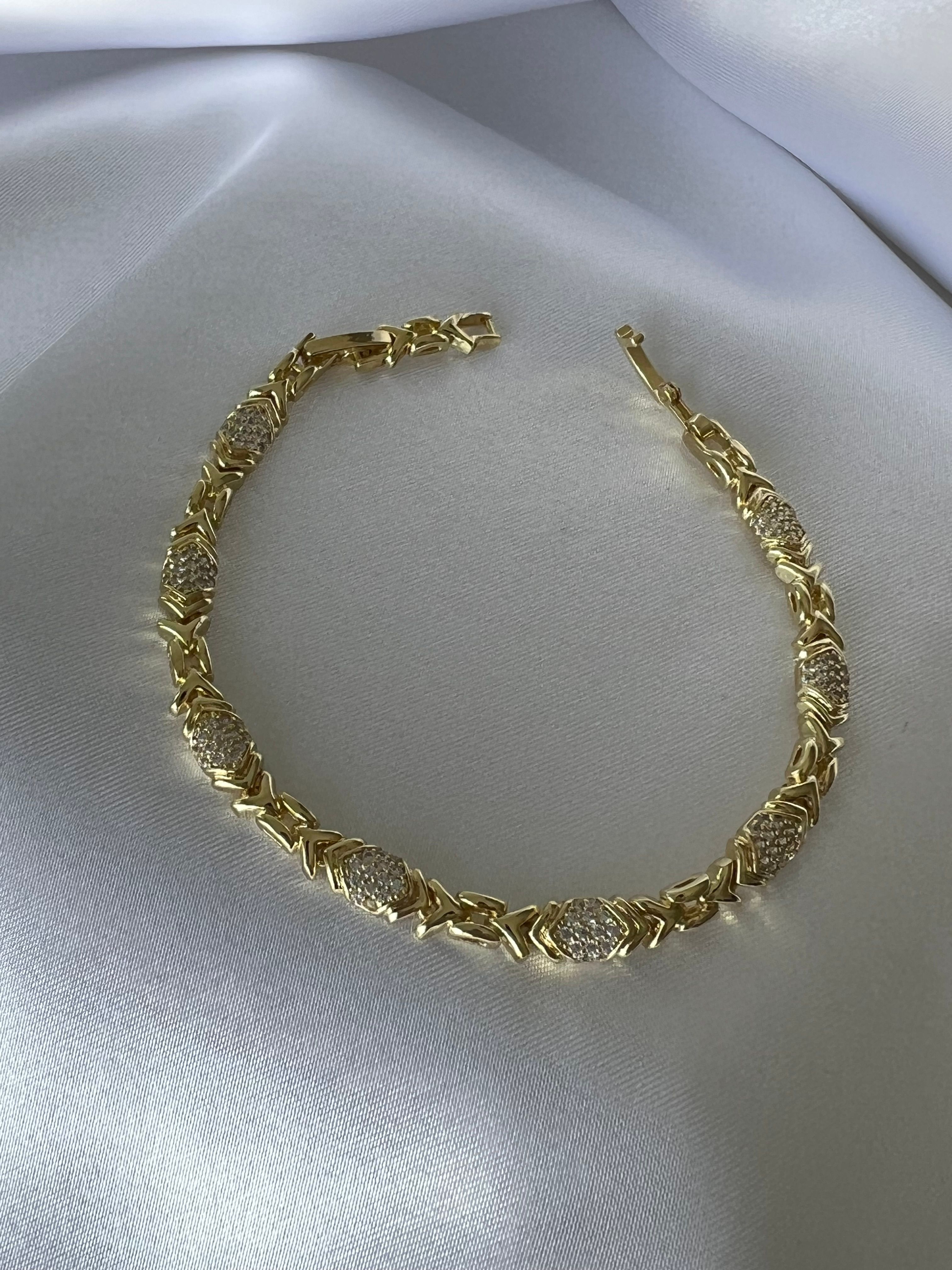 XUPING 14 K (RENK) Taşlı Ok Model Bileklik 