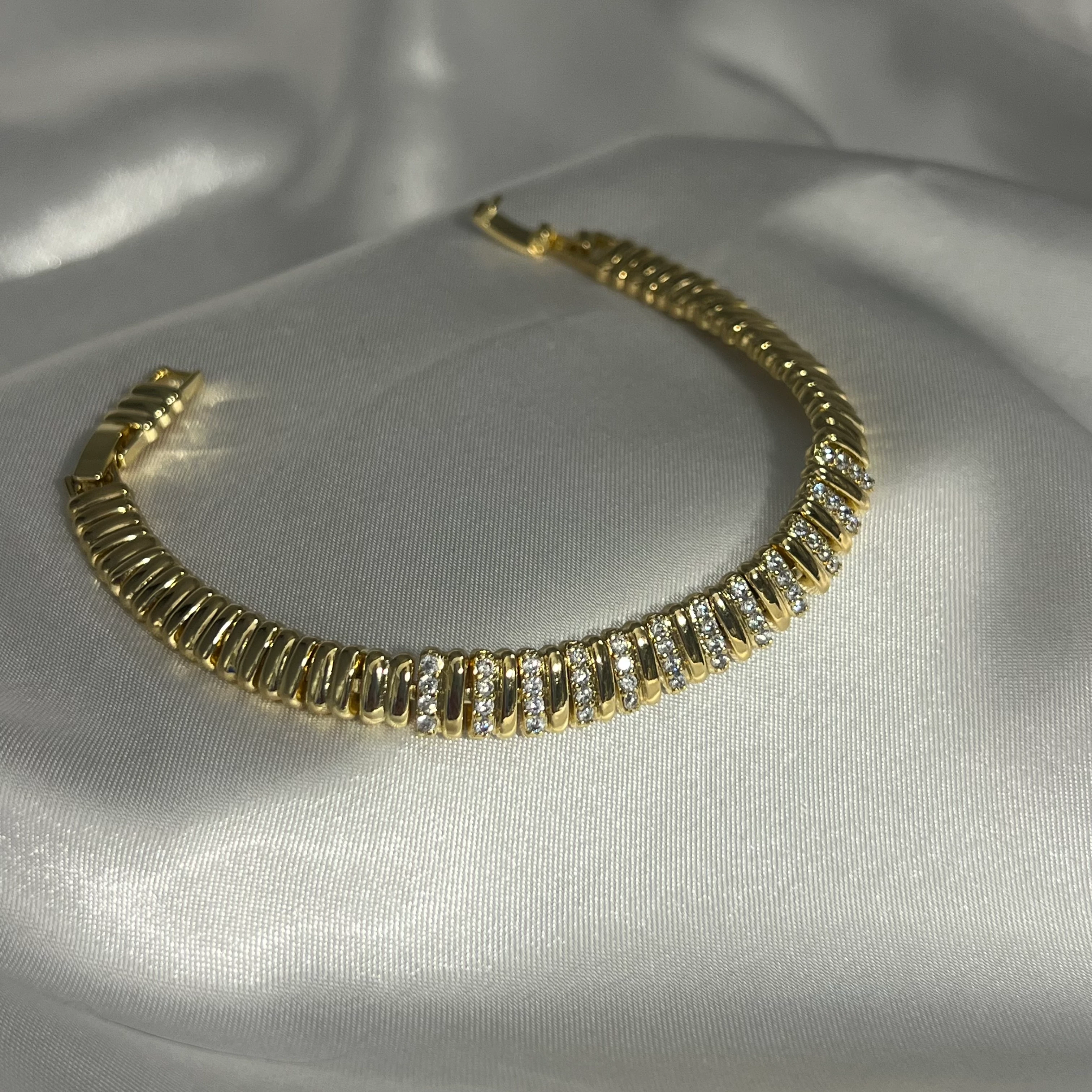 XUPING Çizgili Taşlı Bileklik