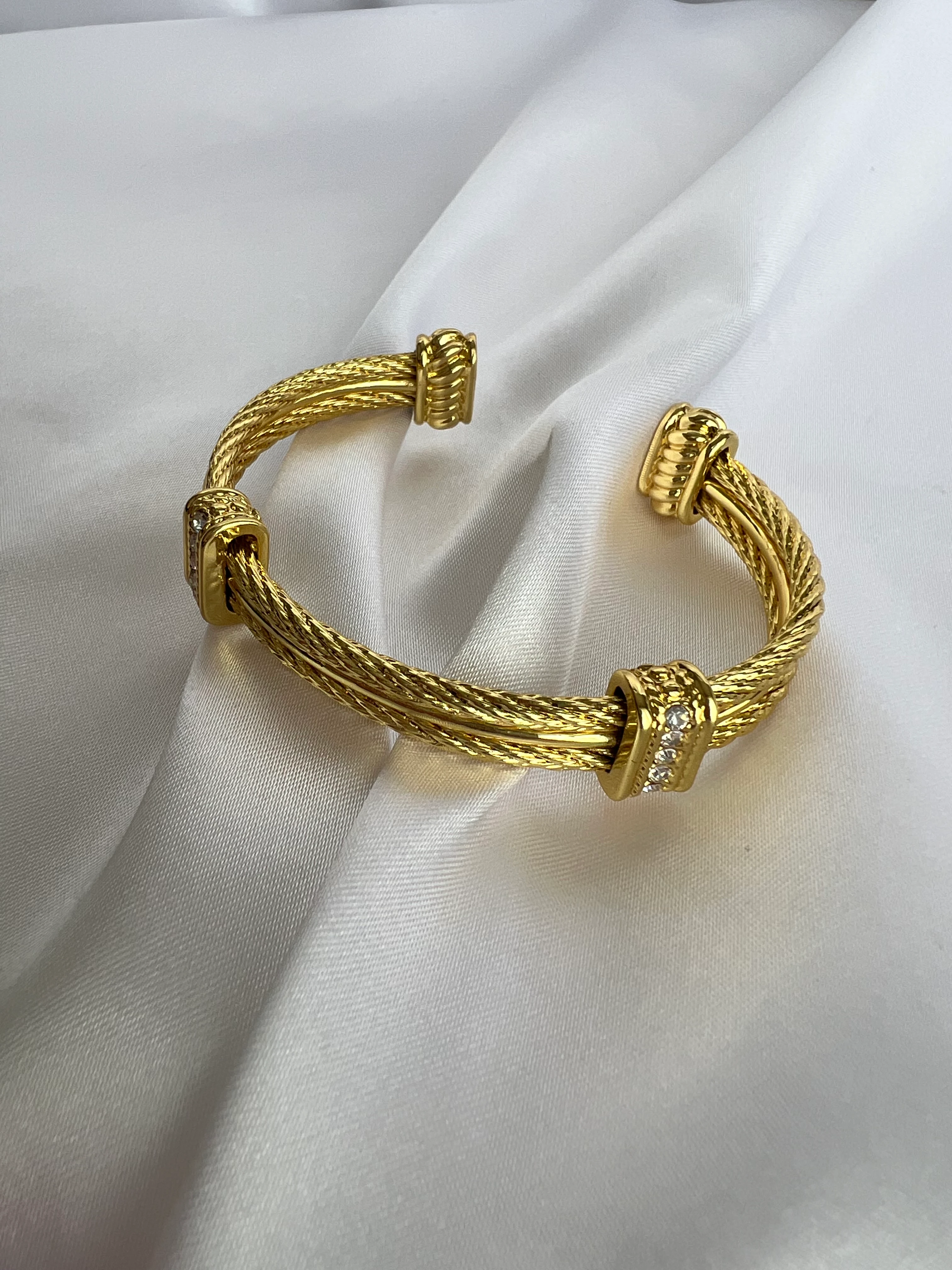 ÇELİK ÇİFT BURGU TAŞLI KELEPÇE