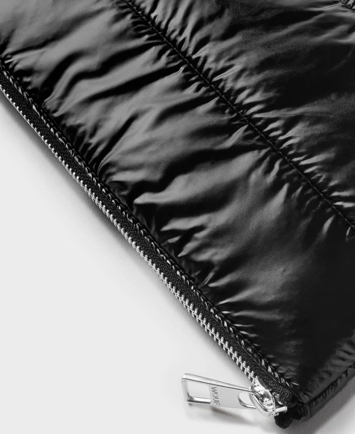 WOUF BLACK GLOSSY POUCH - ÇANTA