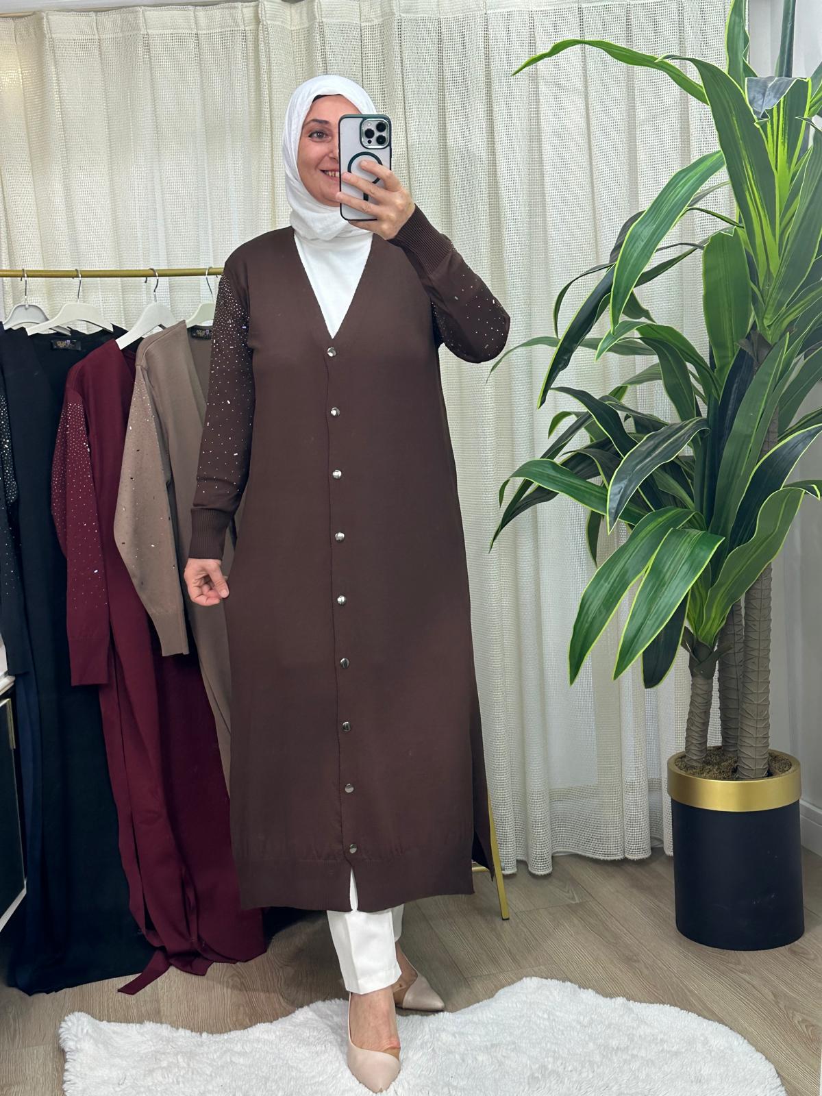  Nazlı Taşlı Hırka 