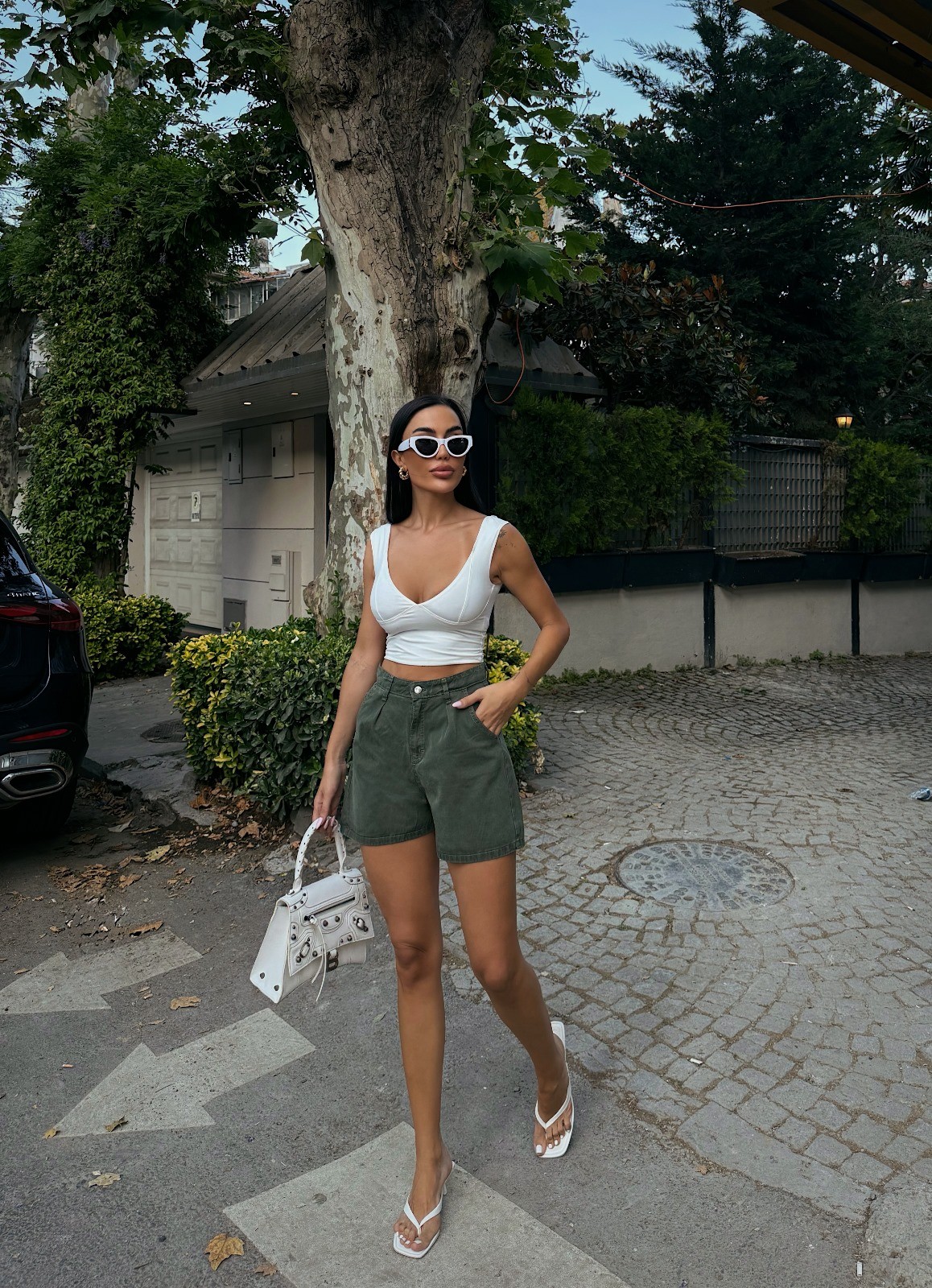 Çift Cepli Pileli Mini Denim Şort - KOYU HAKİ