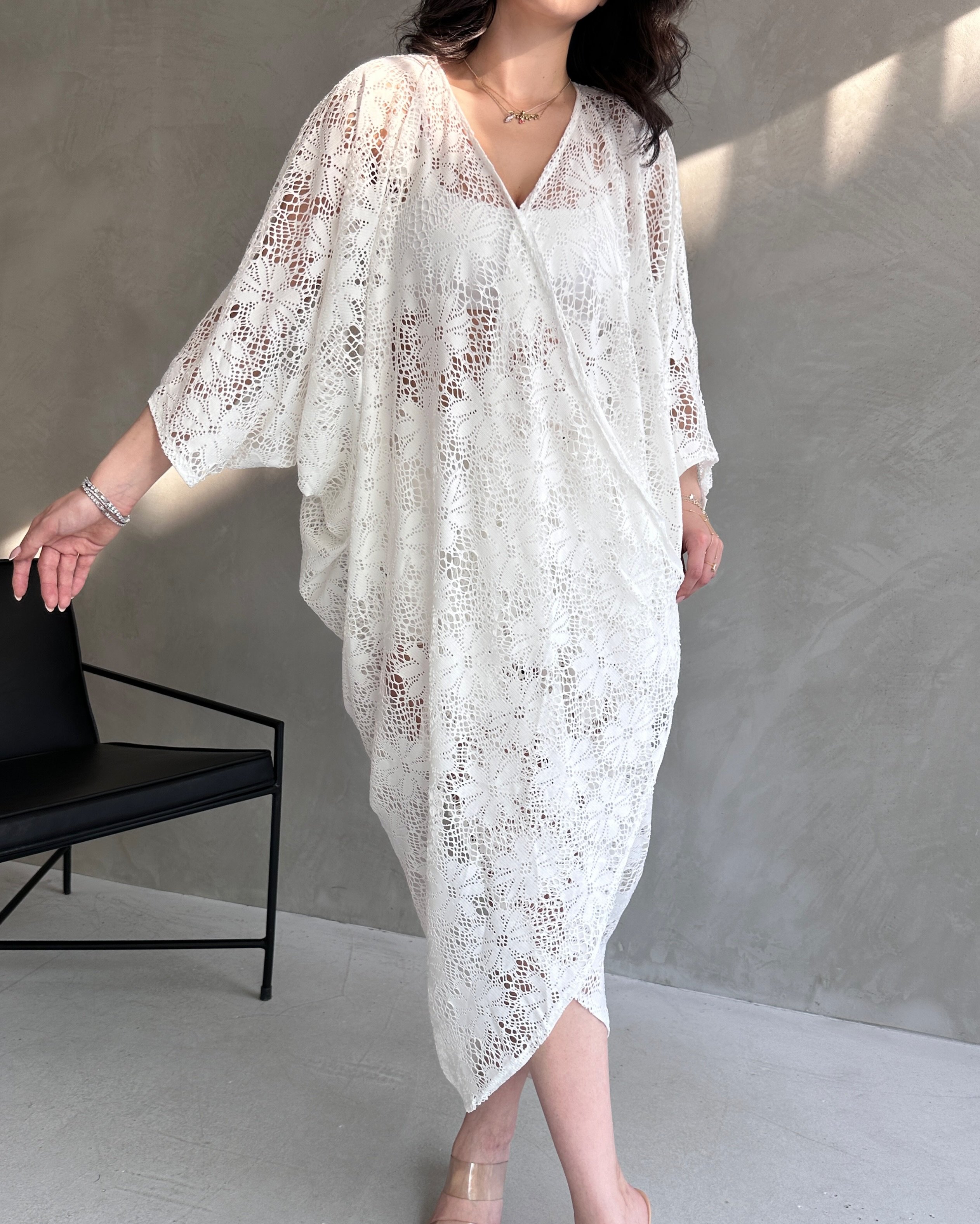Çicek Desenli Uzun Güpür Kimono