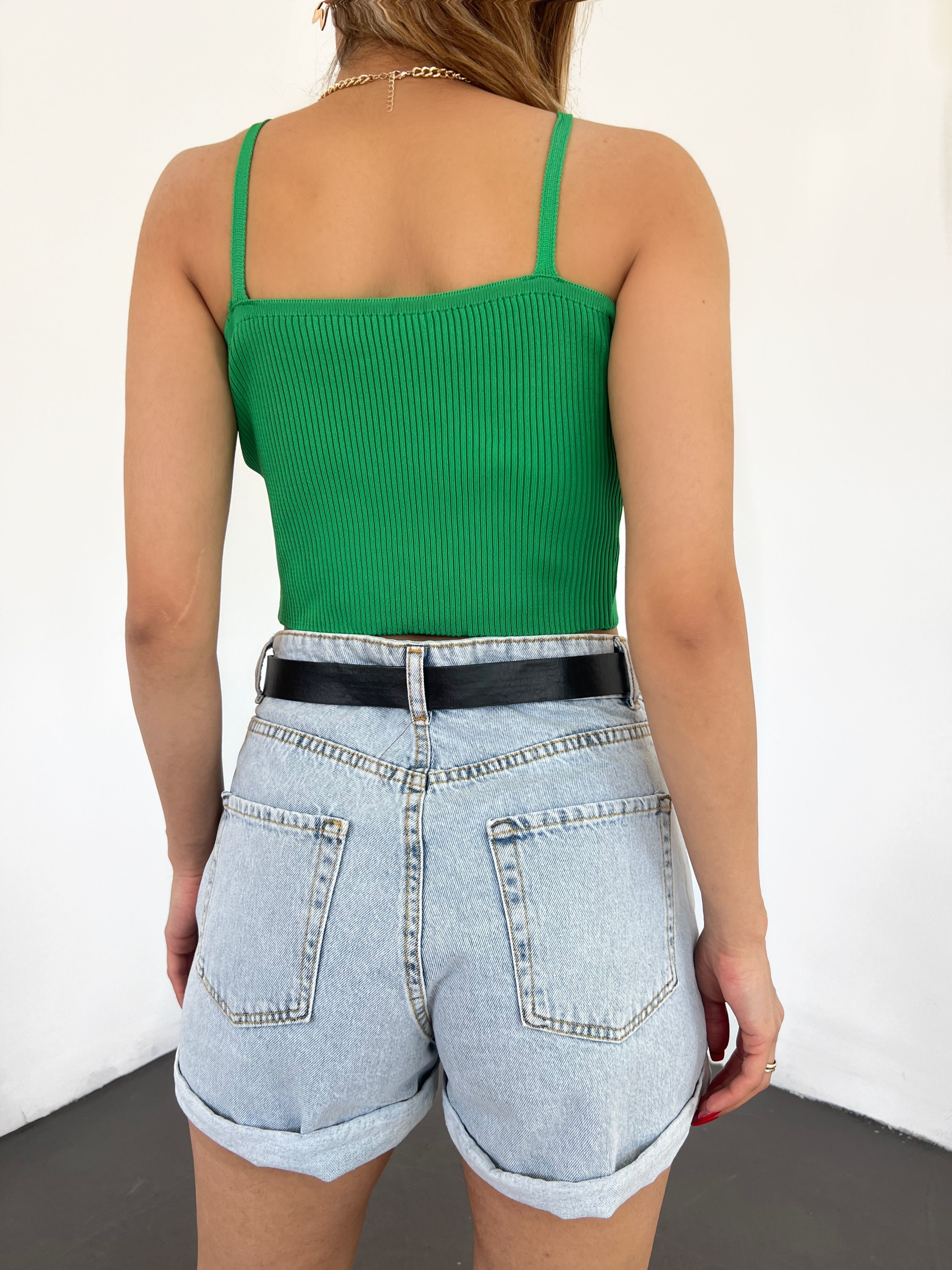 Askılı V Yaka Triko Crop Bluz