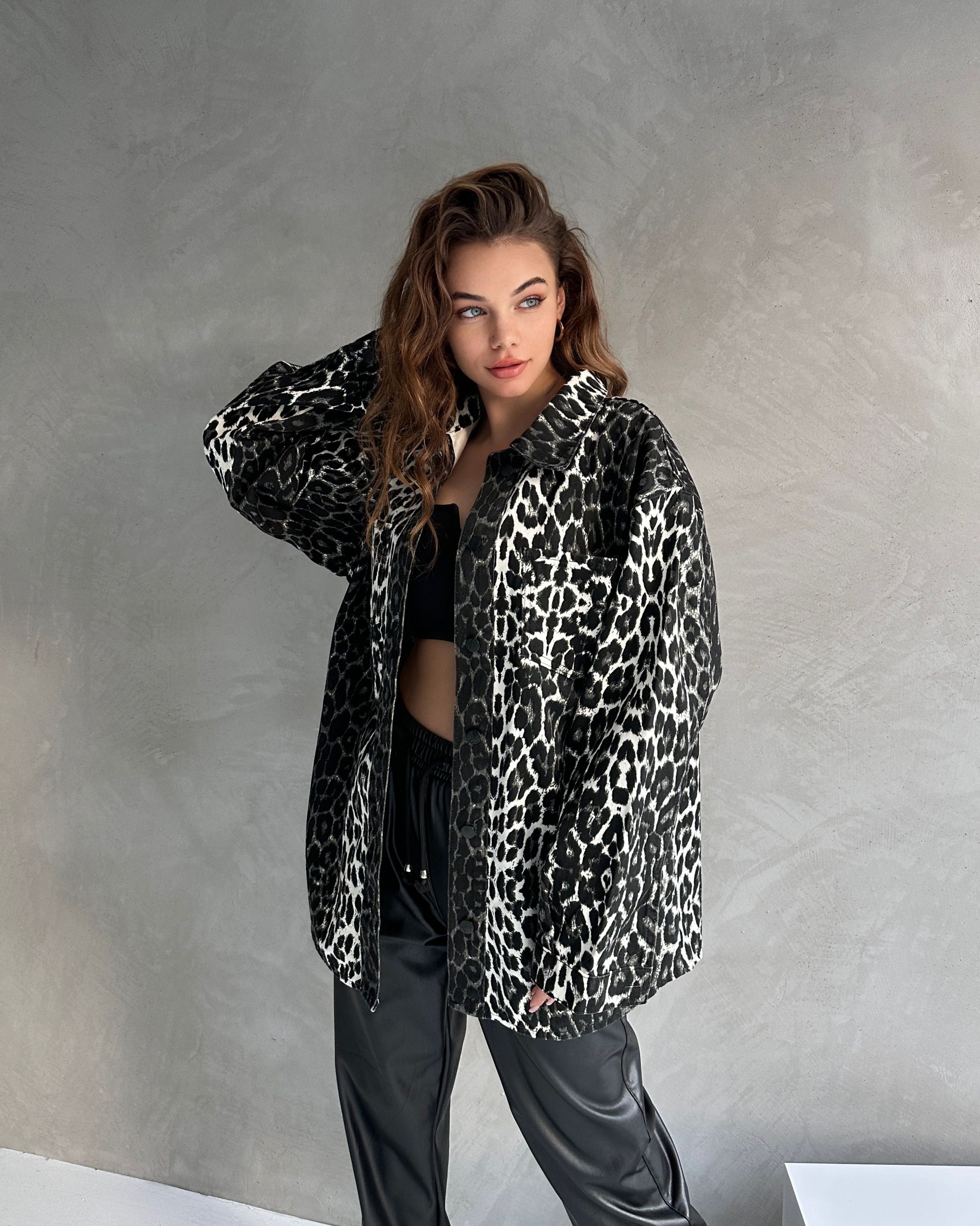 Leopar Desen Çift Cep Oversize Denim Gömlek Ceket