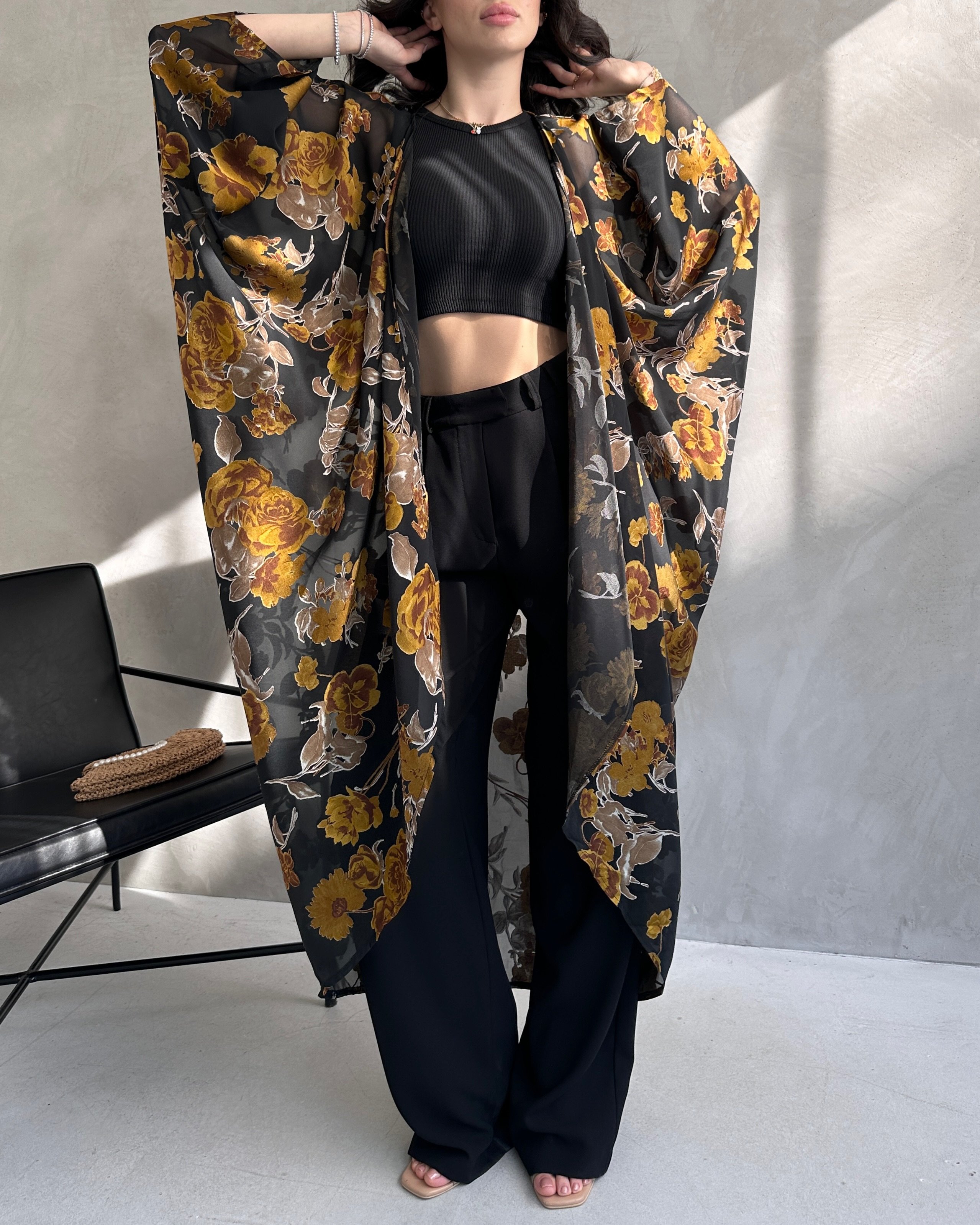 Çiçek Desenli Şifon Uzun Kimono