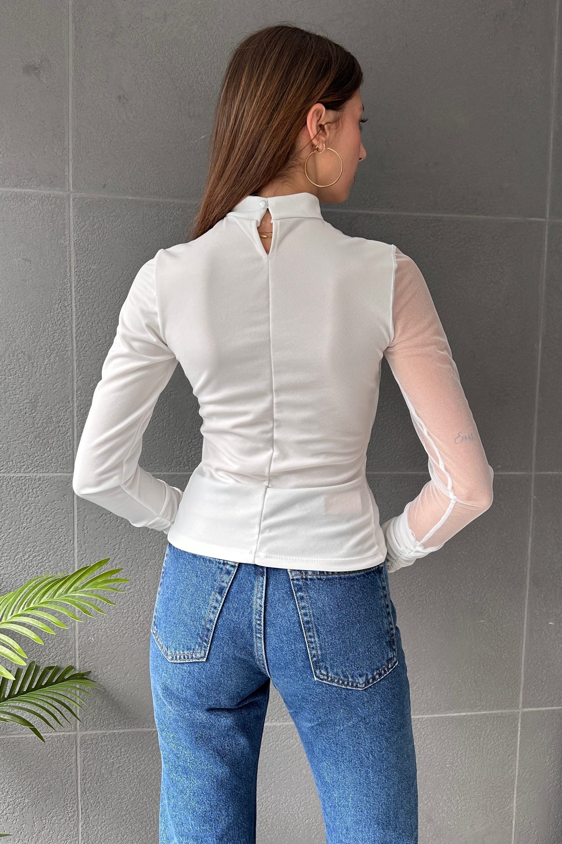 Yarım Balıkçı Tül Detaylı Bluz - Görsel 4