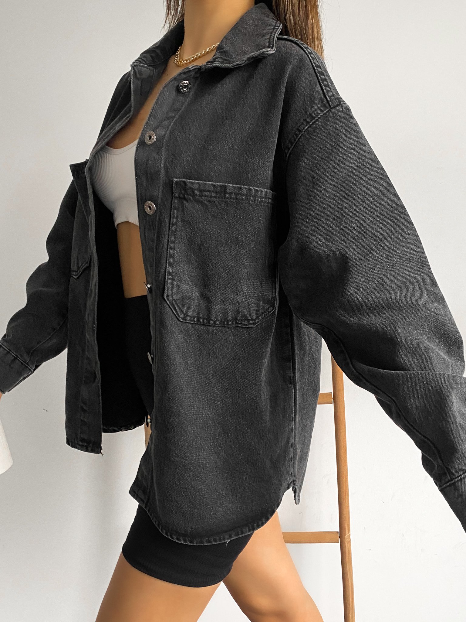  Double Pocket Oversize Denim Shirt Jacket