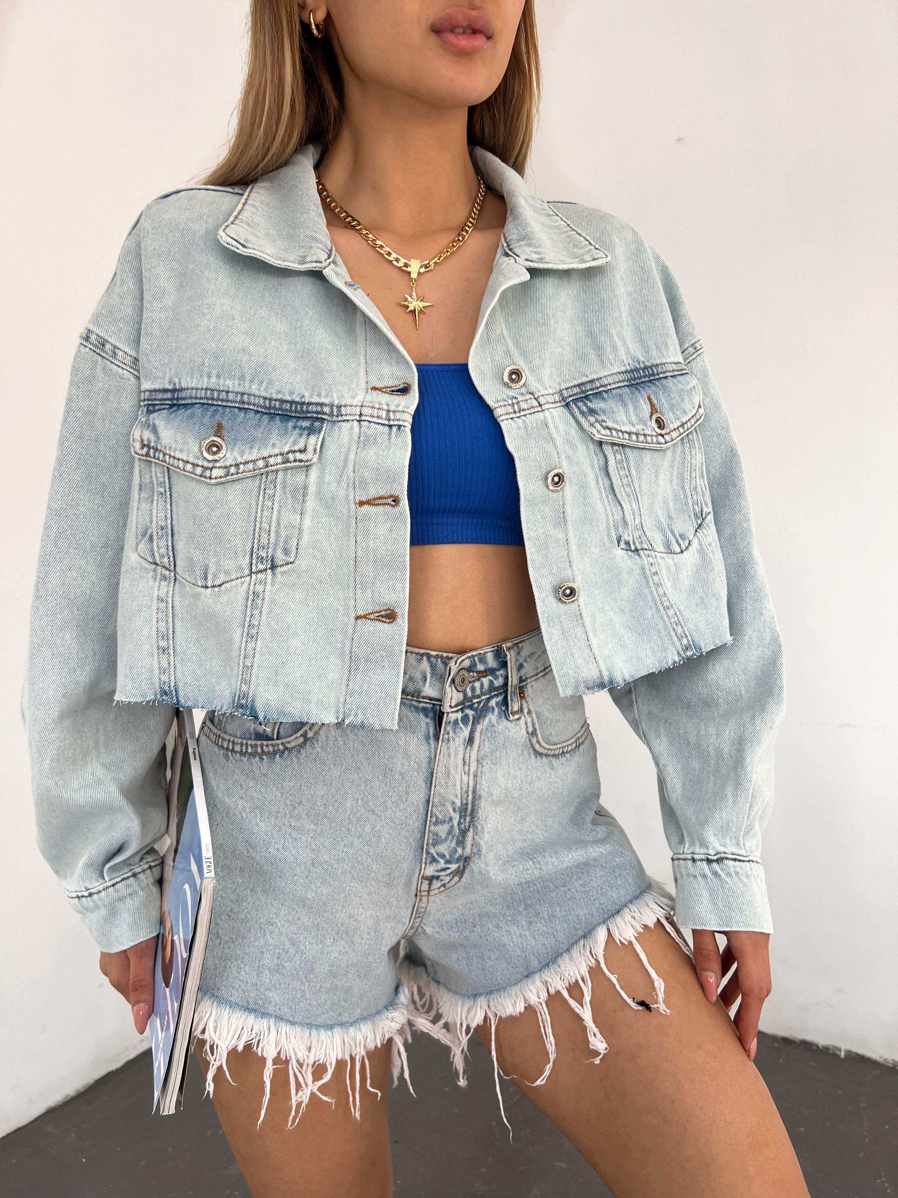Çift Cepli Yıkamalı Crop Denim Ceket