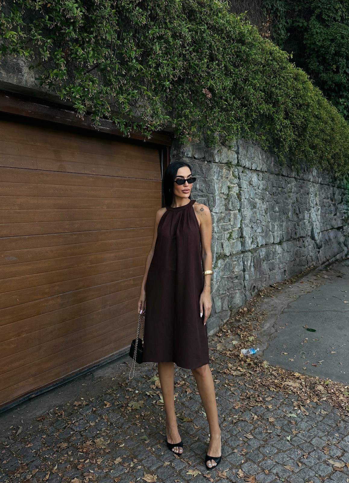 Halter Yaka Dokuma Midi Elbise - KAHVERENGİ