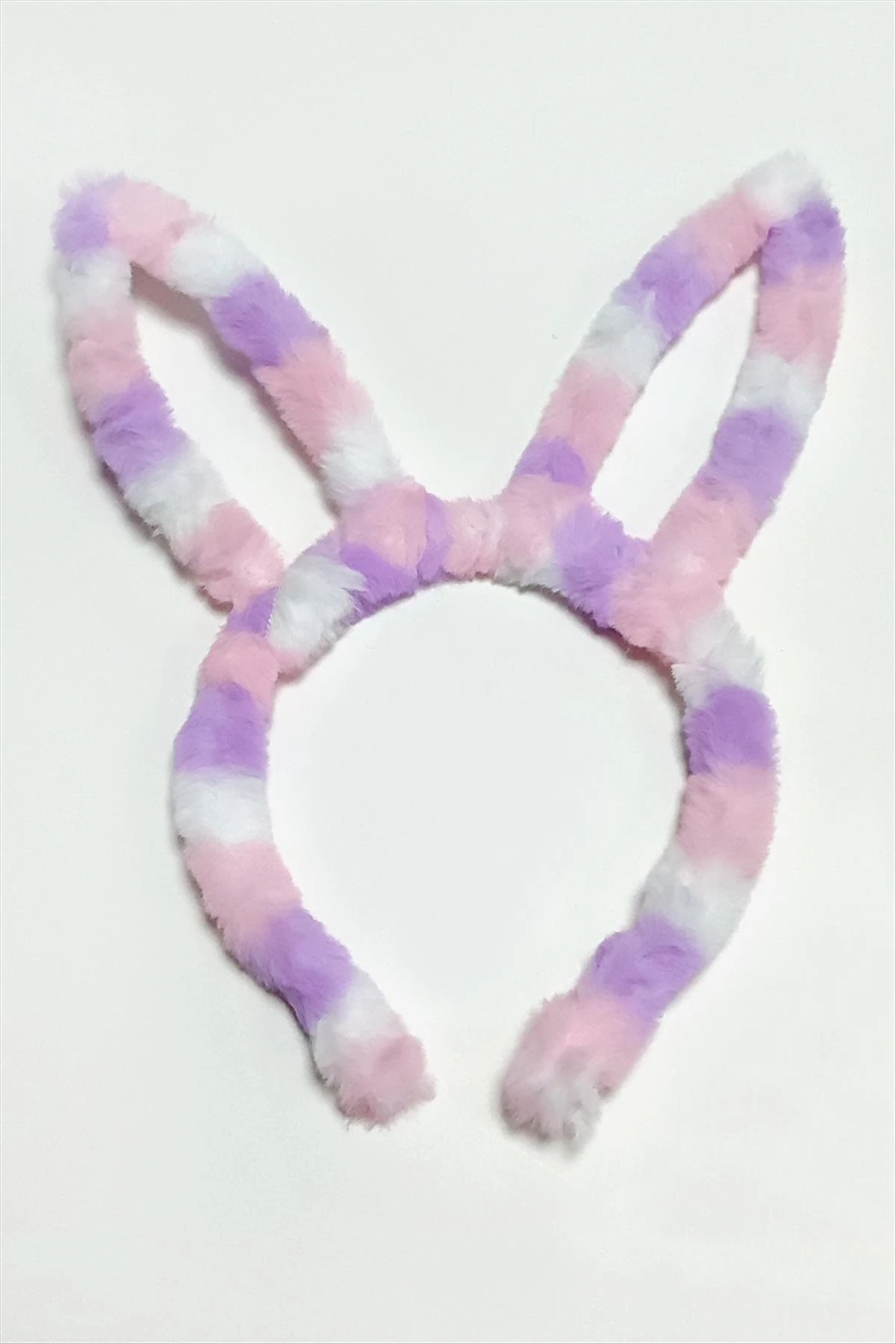 Kulaklı Tüylü Taç