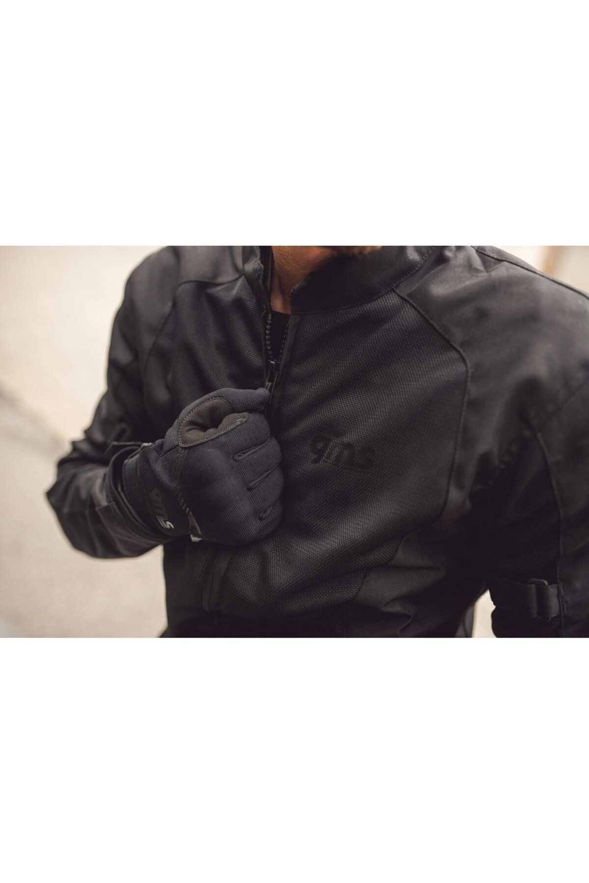 FIFTYSIX.7 BLACK Yazlık Fileli Korumalı Motosiklet Montu Erkek
