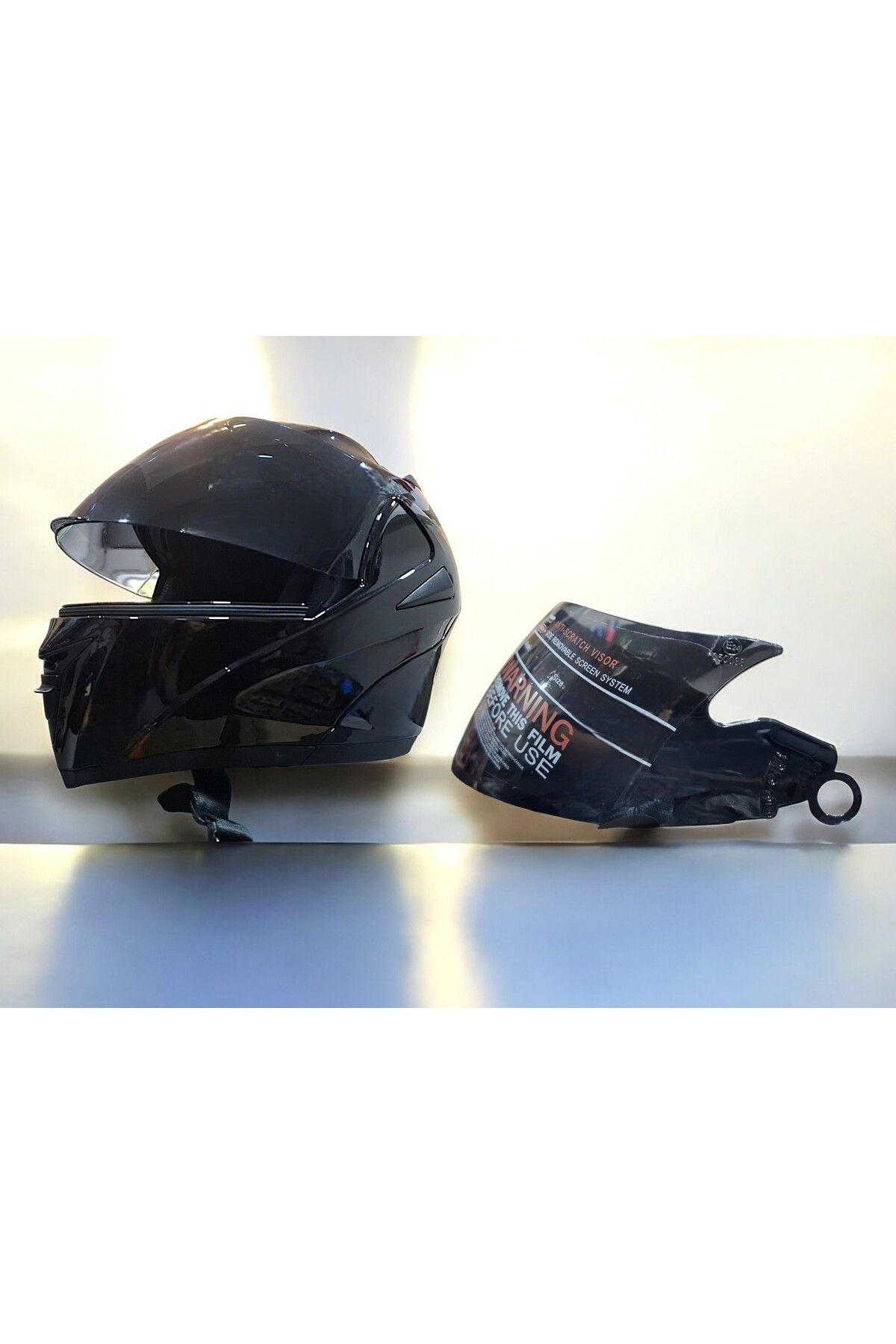 Siyah Kask Camı