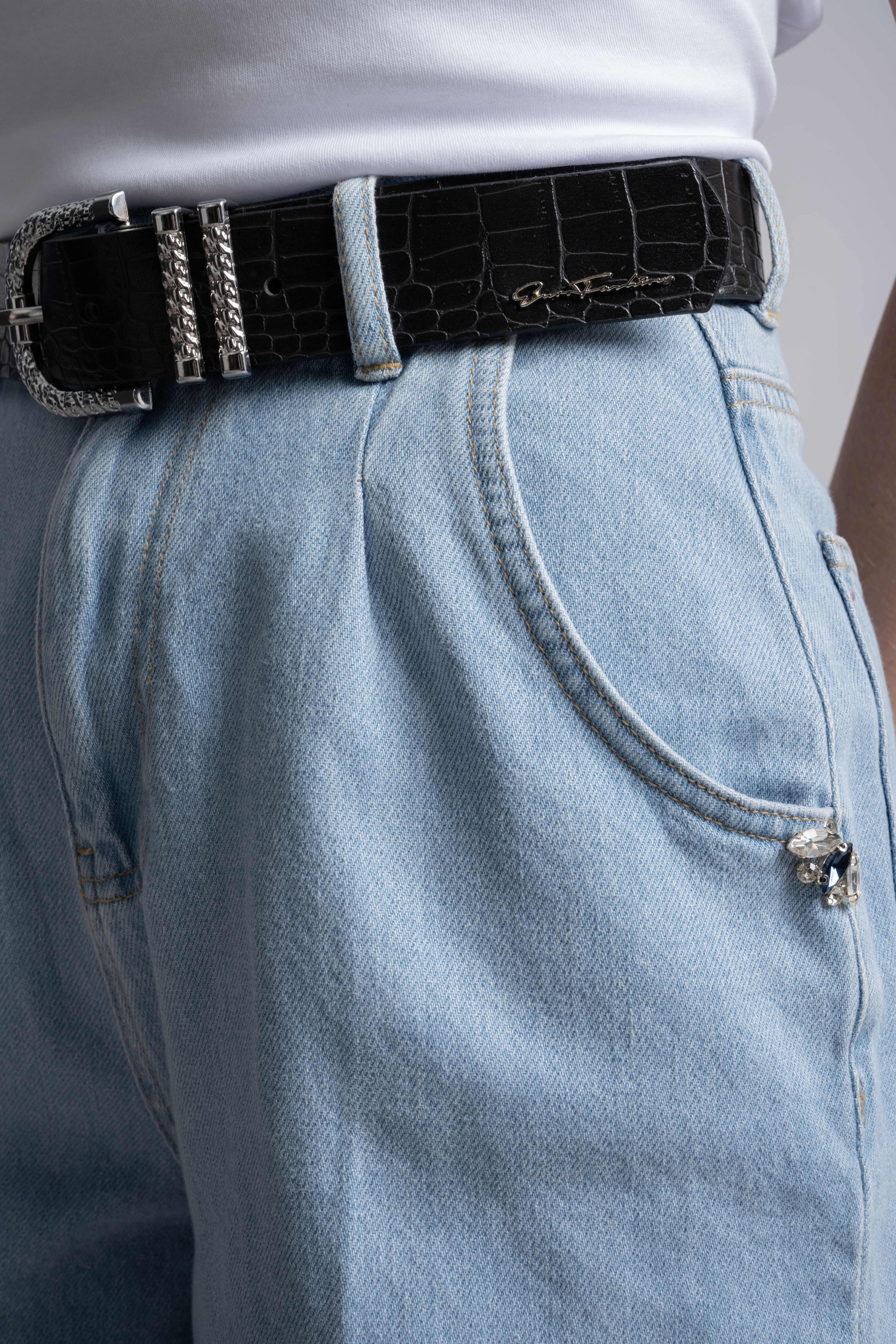 Açık Mavi Mini Jean Şort