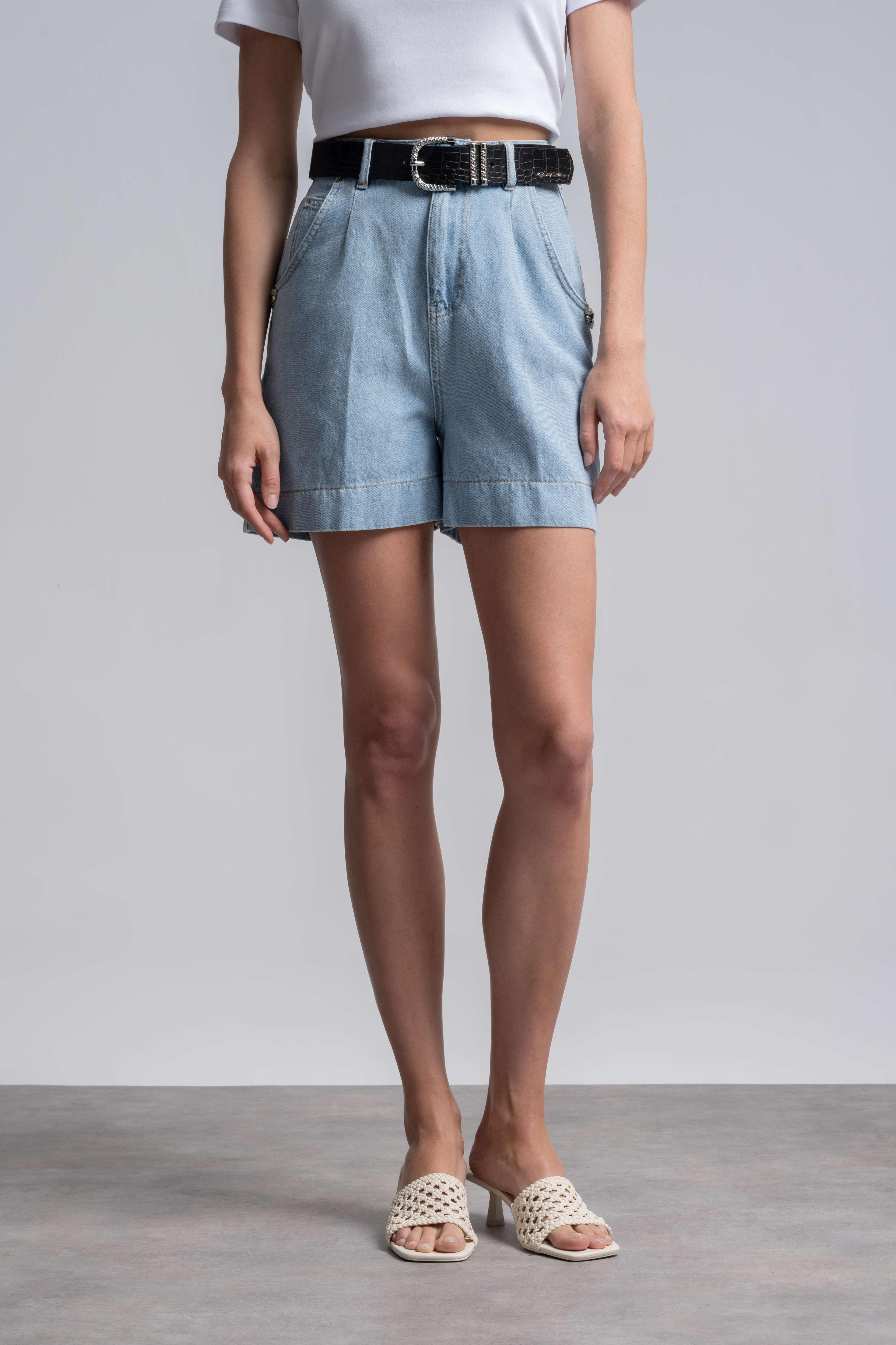 Açık Mavi Mini Jean Şort