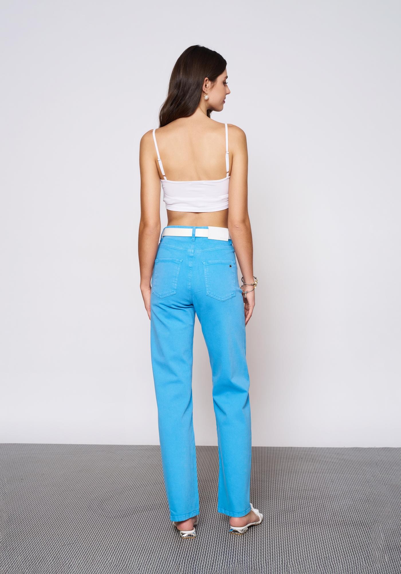 Beyaz Askılı Crop Top