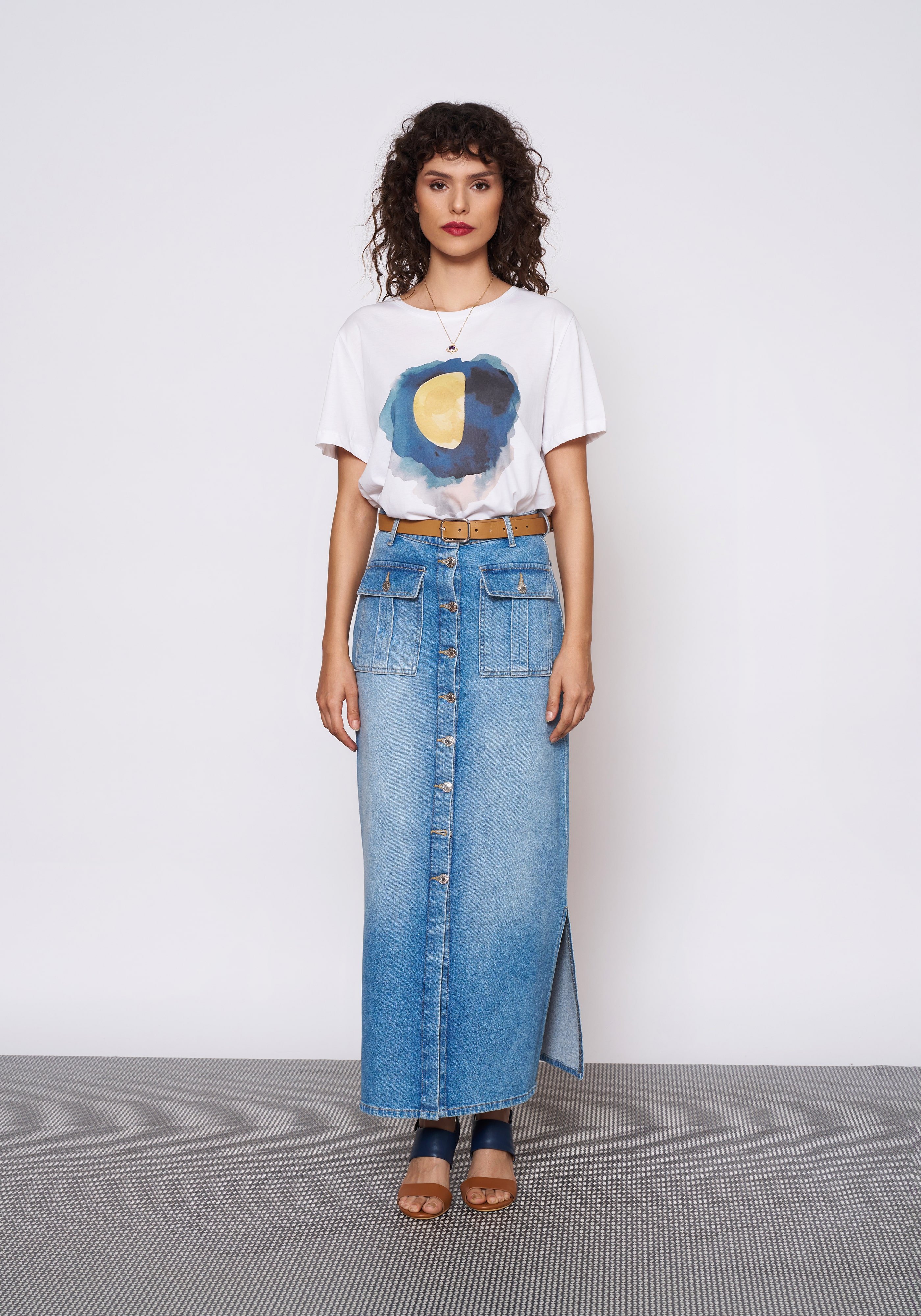 Mavi Önü Yırtmaçlı Düğmeli Midi Denim Etek