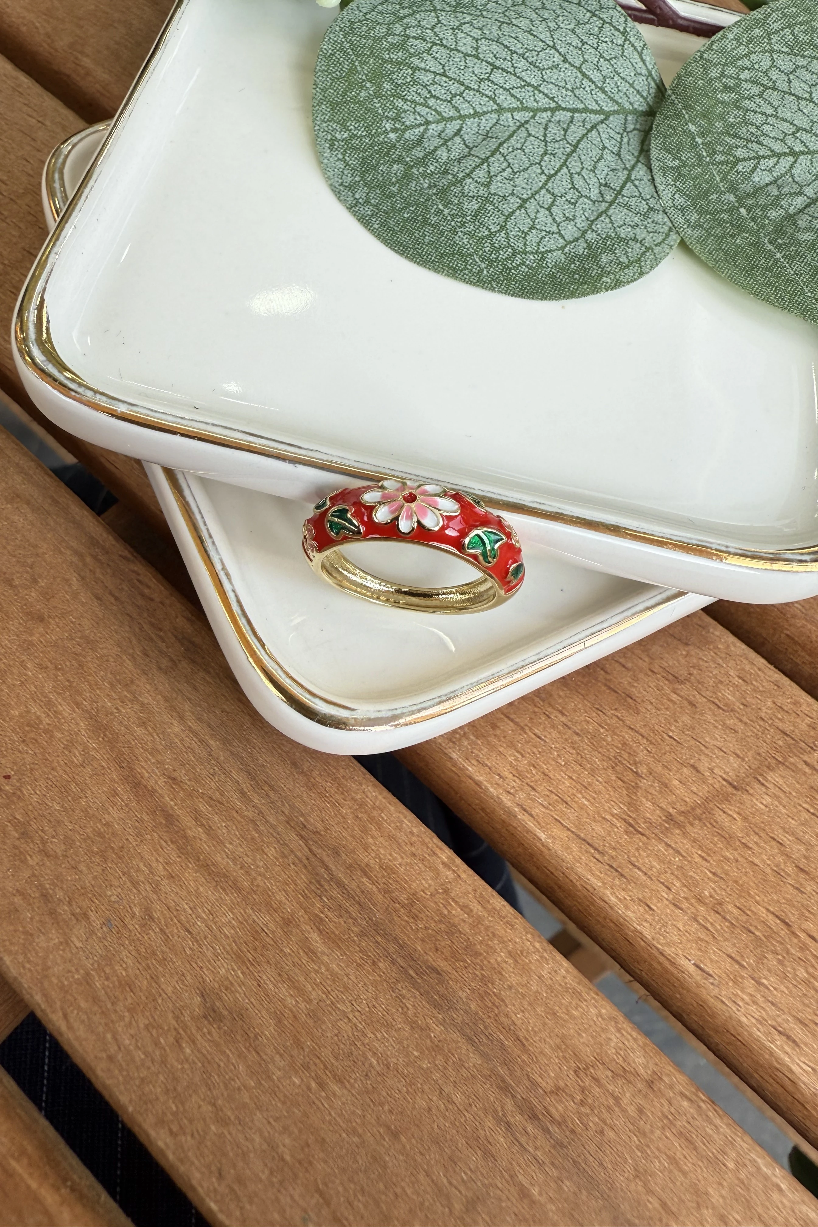 14K Altın Kaplama Kırmızı Mineli Çiçek Yüzük