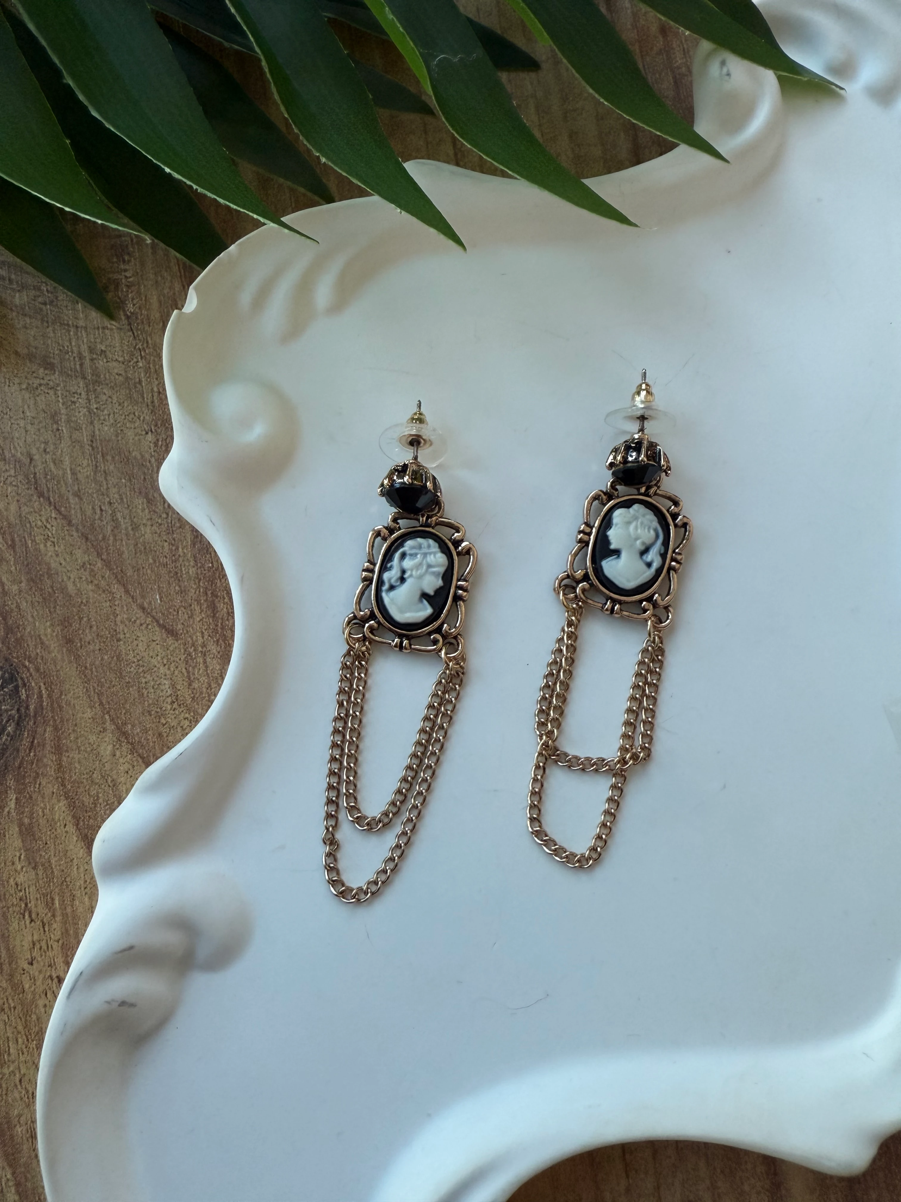 ZR Model Cameo Küpe