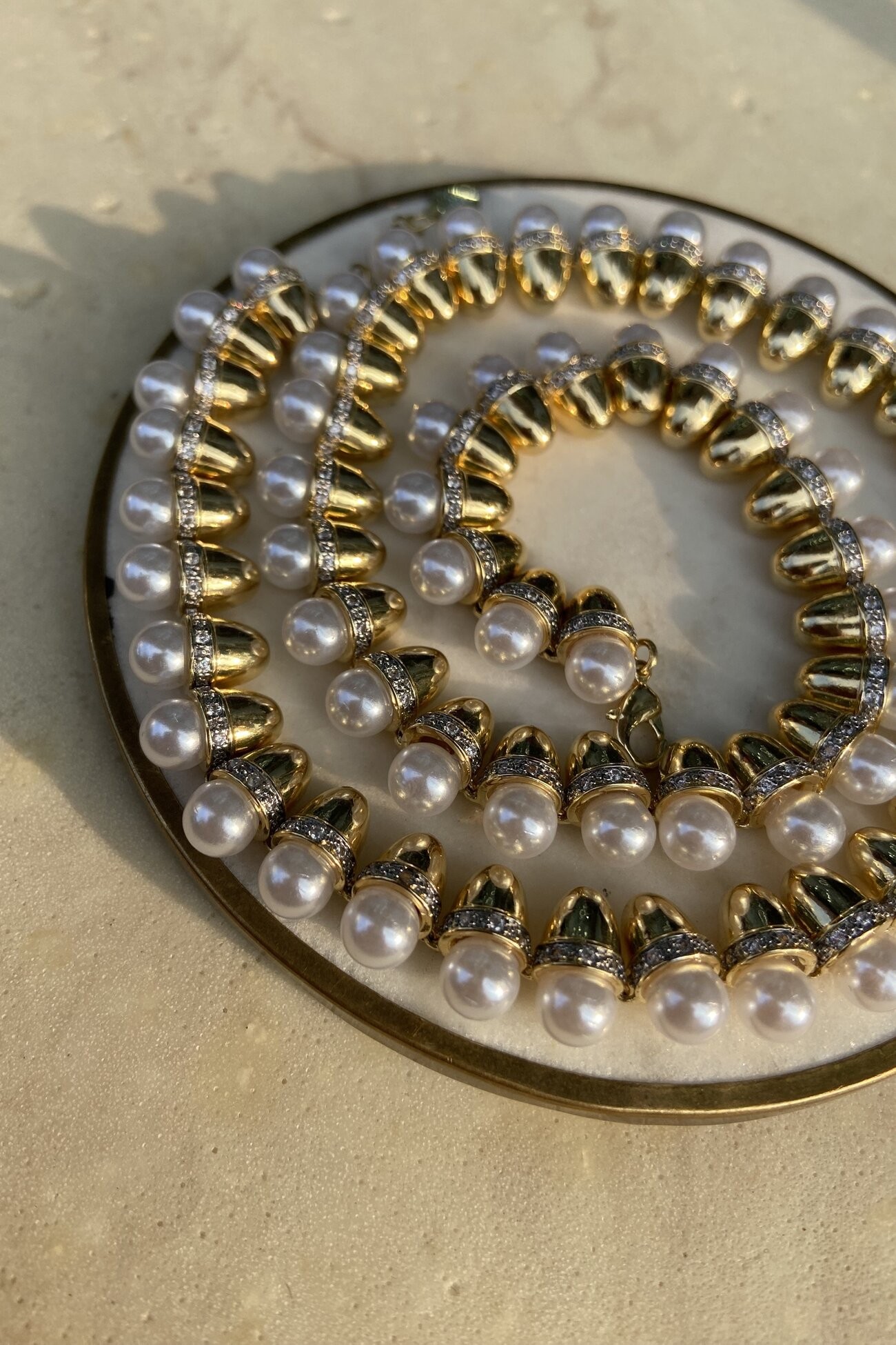 14K Altın Kaplama İnci Detaylı Marka Kolye 49cm