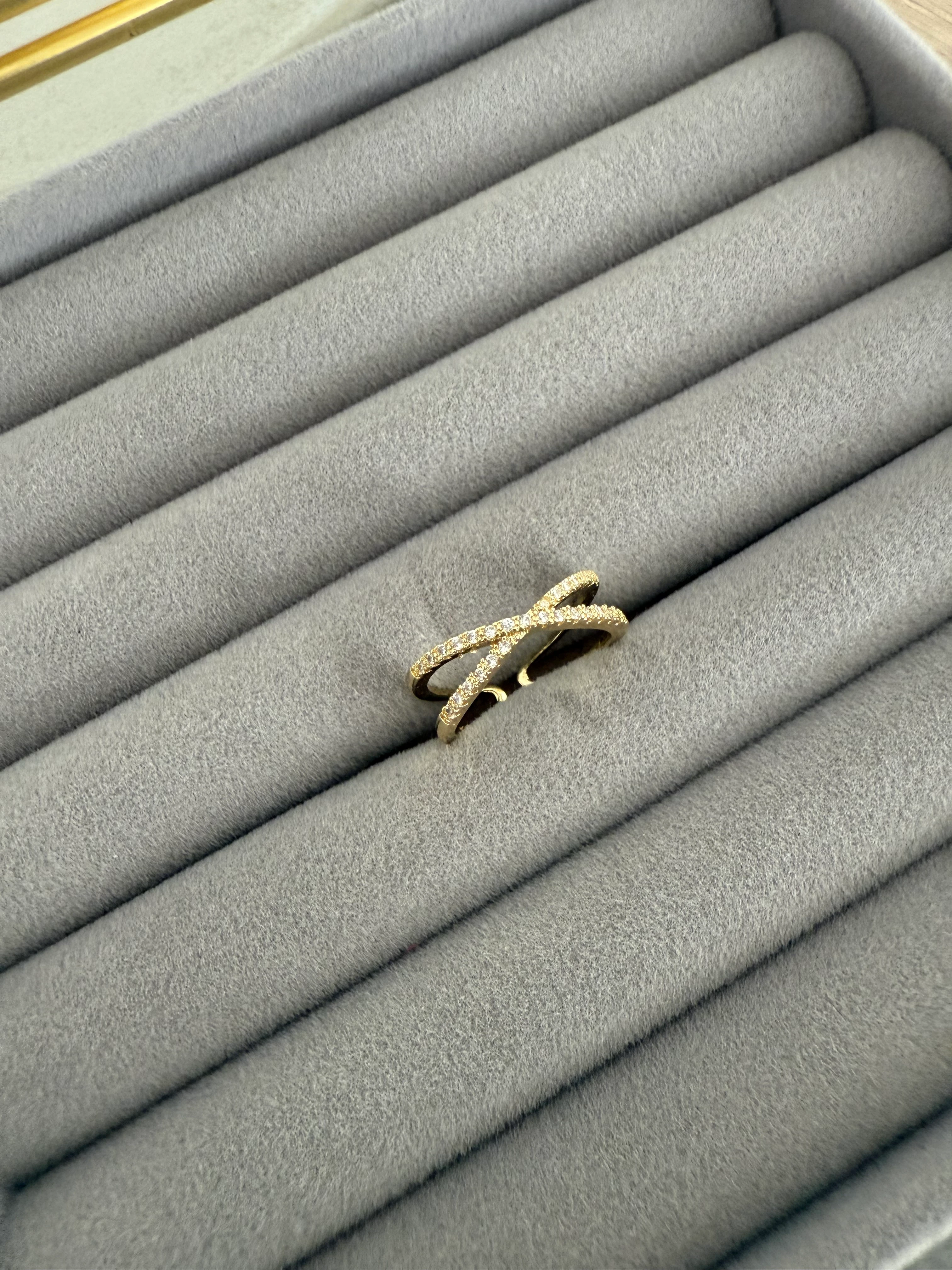 14K Altın Kaplama Mini Taşlı Çift Sıra X Yüzük Gold