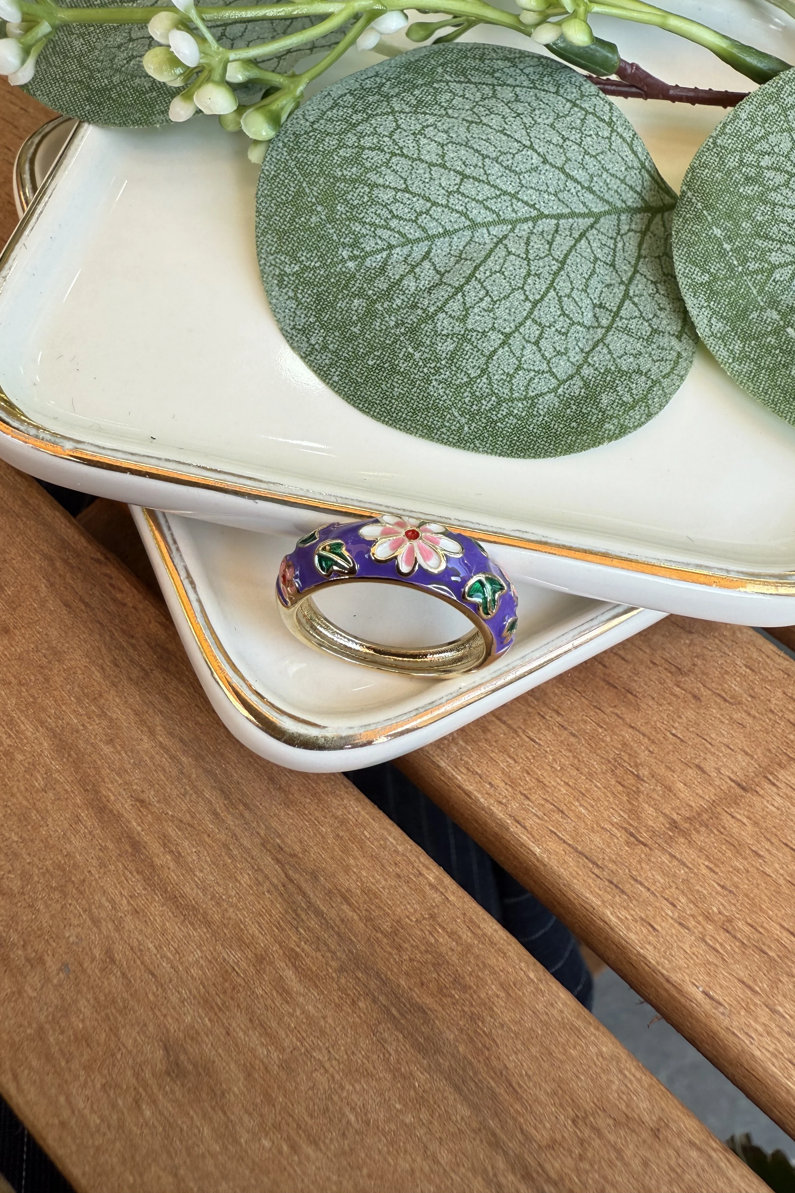 14K Altın Kaplama Lila Mineli Çiçek Yüzük