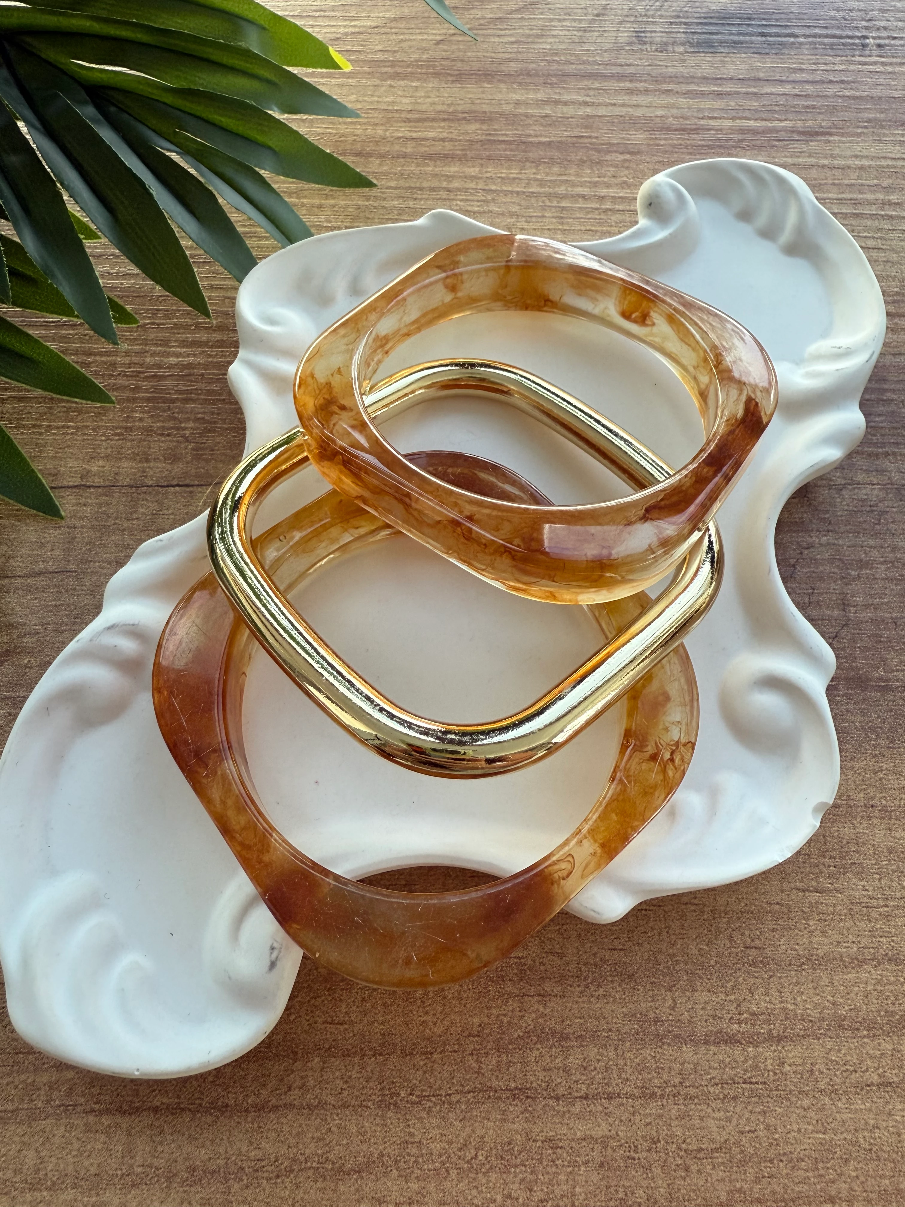 Kahve Akrilik Kare Form 3'lü Bilezik Seti 6.5cm