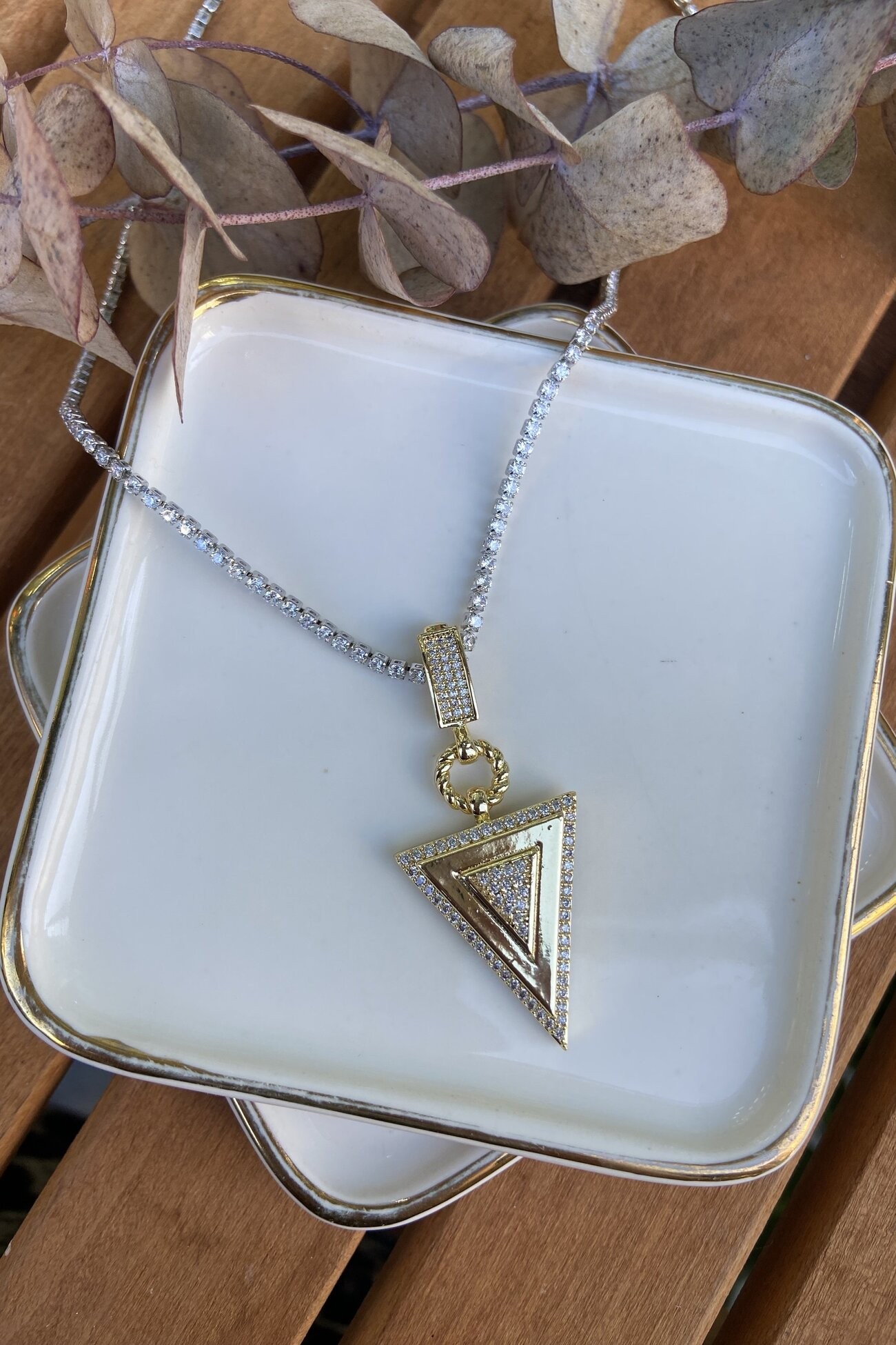 14K Altın Kaplama Su Yolunda Üçgen Kolye 42cm