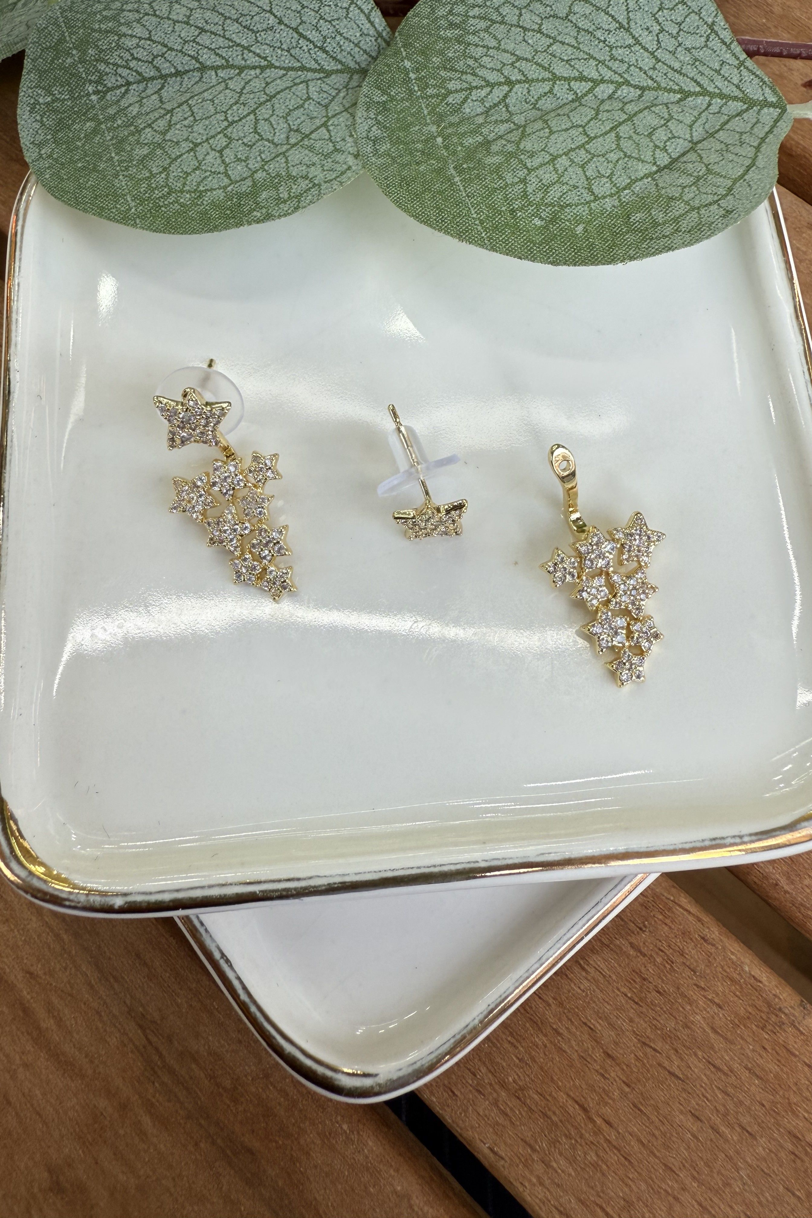 14K Altın Kaplama Arkadan Yıldız Sallantılı Küpe Gold