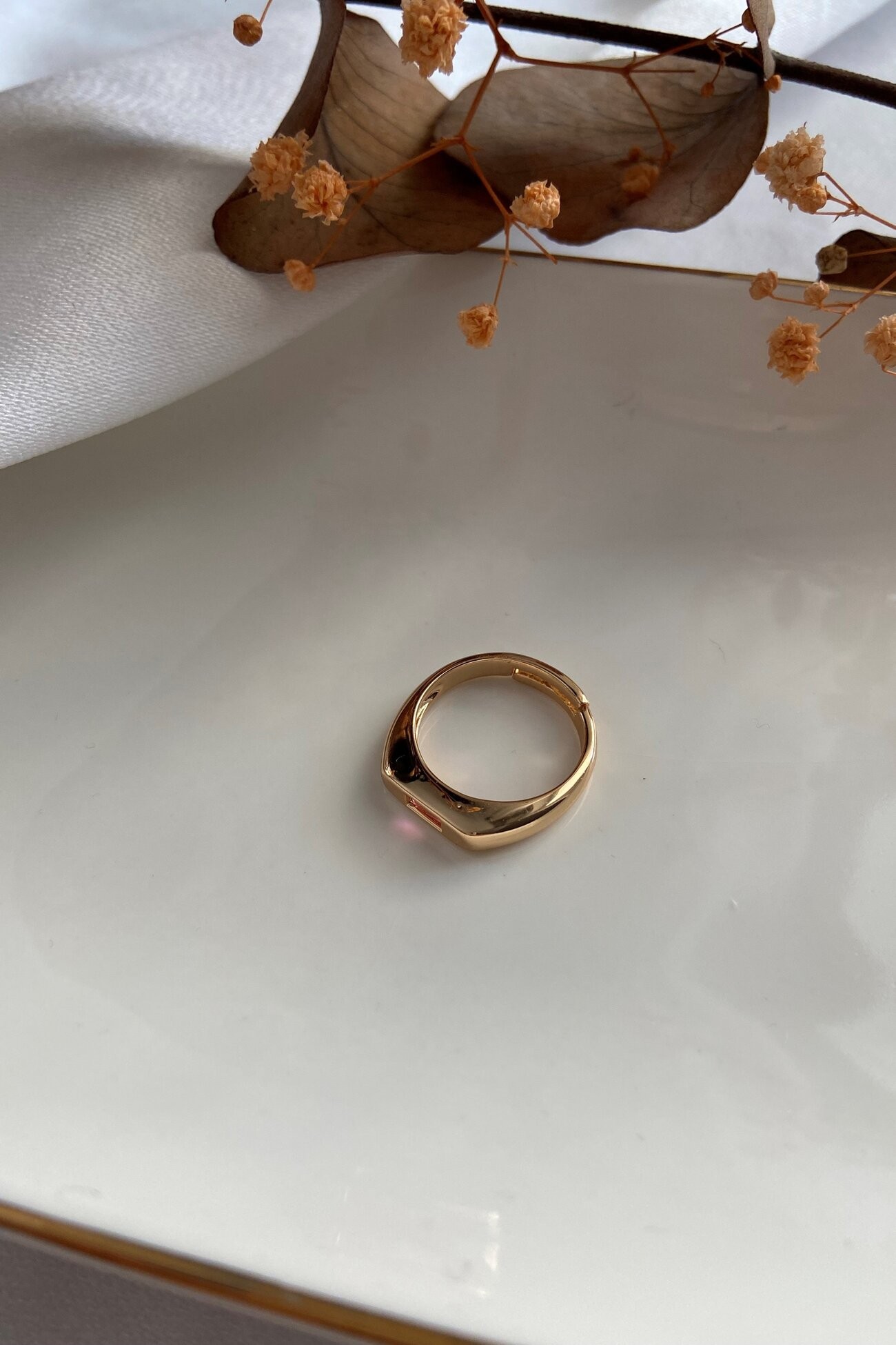 Pembe Baget Taşlı Alyans Model Yüzük