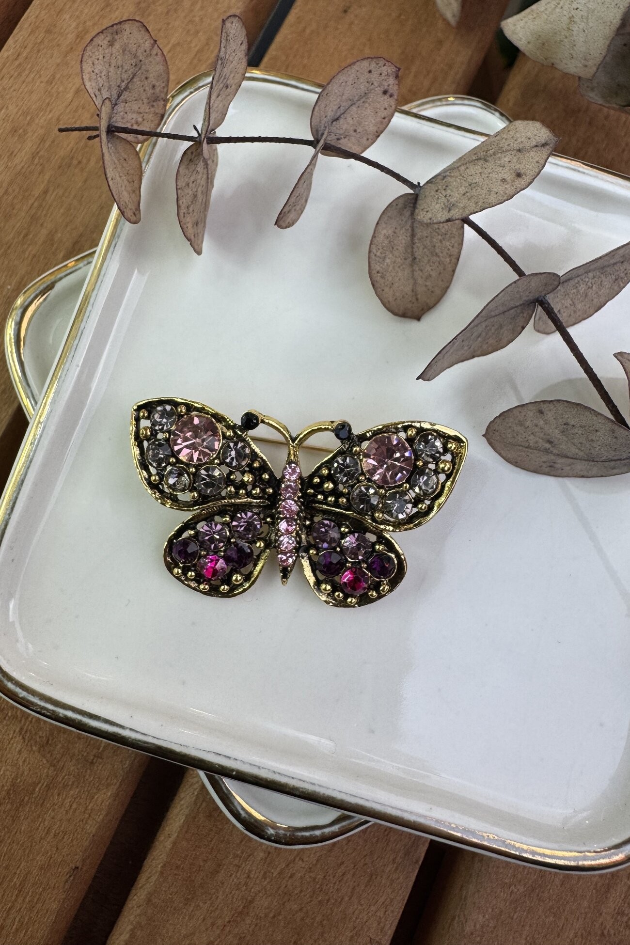Pembe Swarovski Taşlı Kelebek Broş