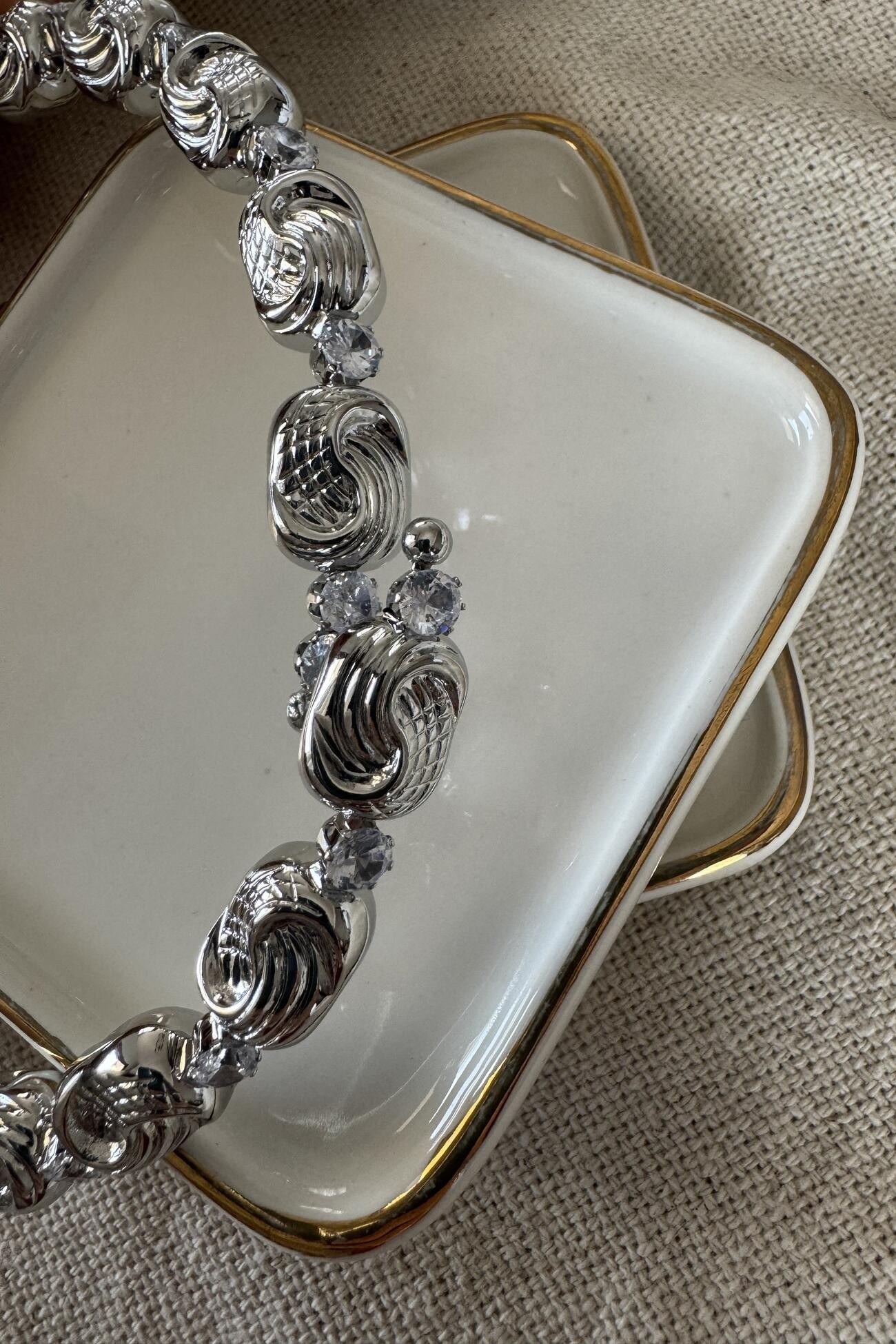 14K Altın Kaplama Örgü Top & Tek Taş Choker Kolye