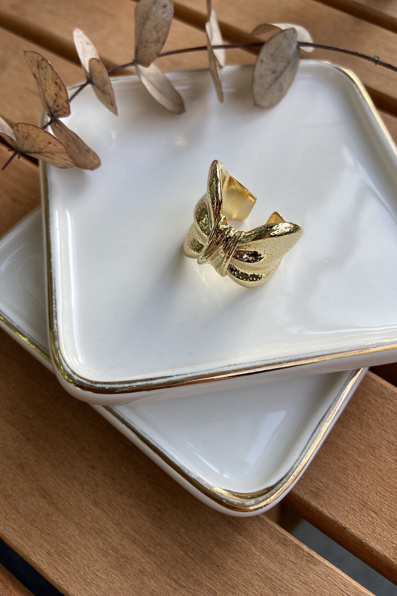 14K Altın Kaplama Noktalı Düğüm Yüzük Gold